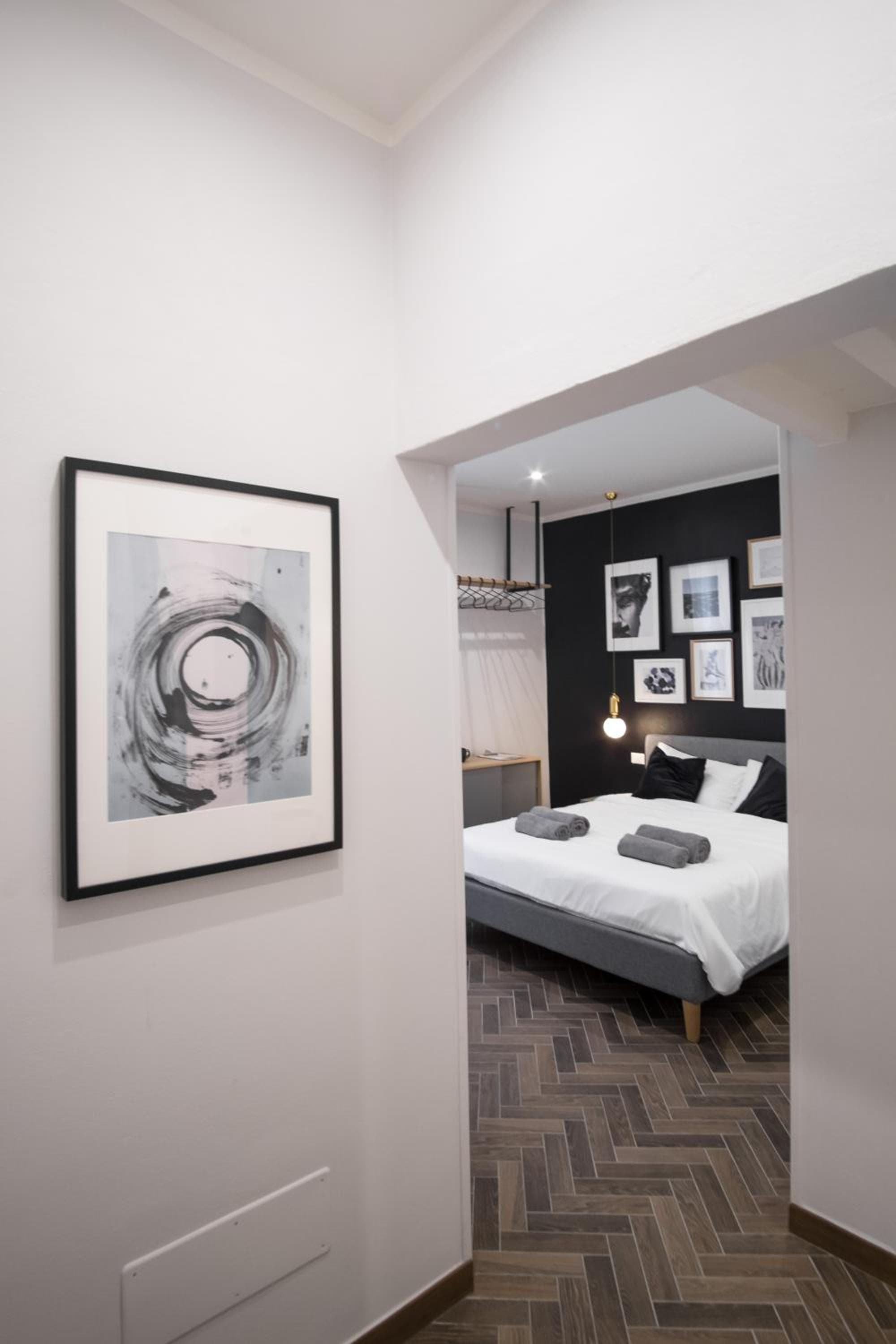 The Gallery 42 Guest House photo 4