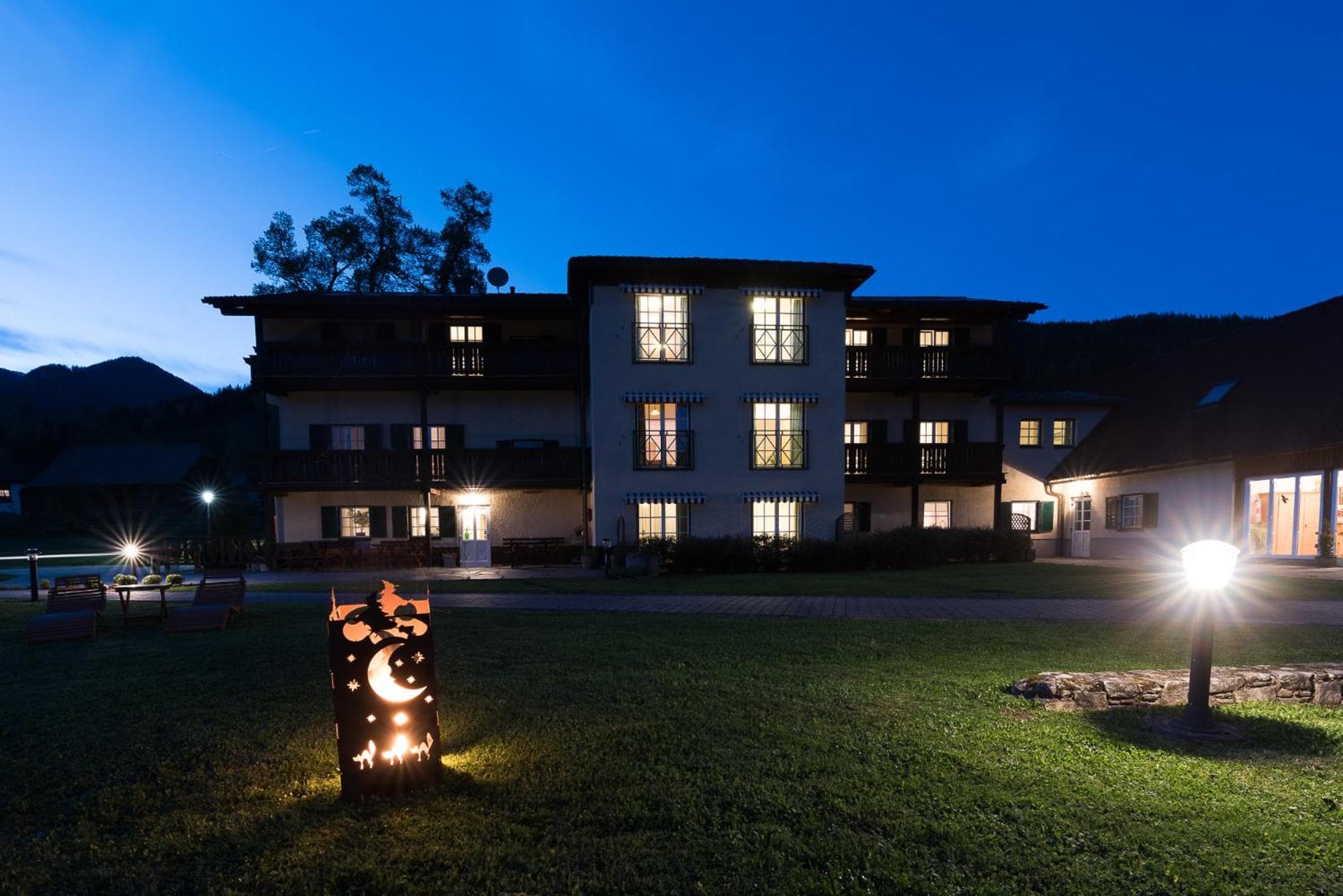 Ferienwohnungen Hotel Garni Dörflerwirt photo 8
