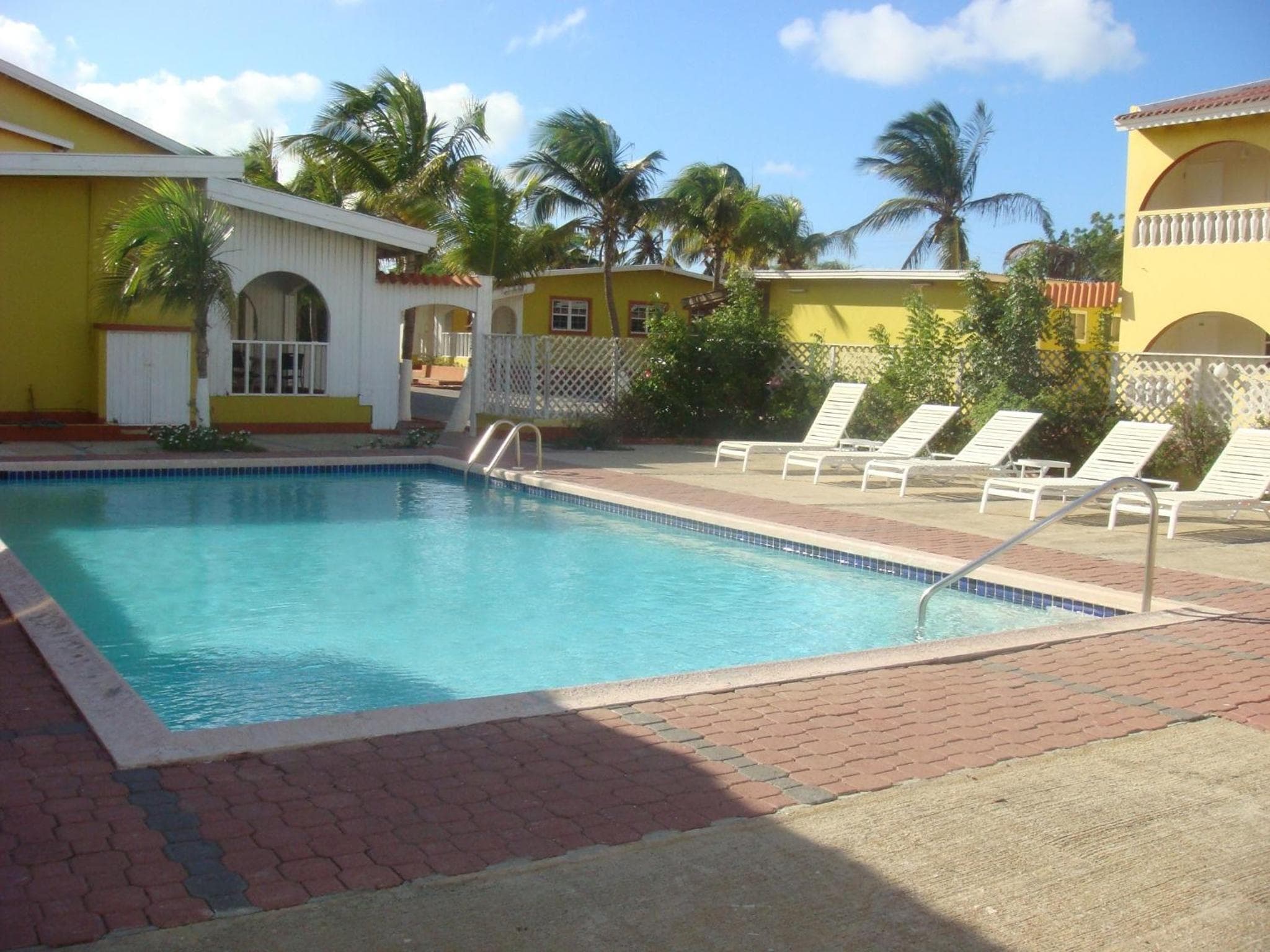 Coconut Inn photo 3