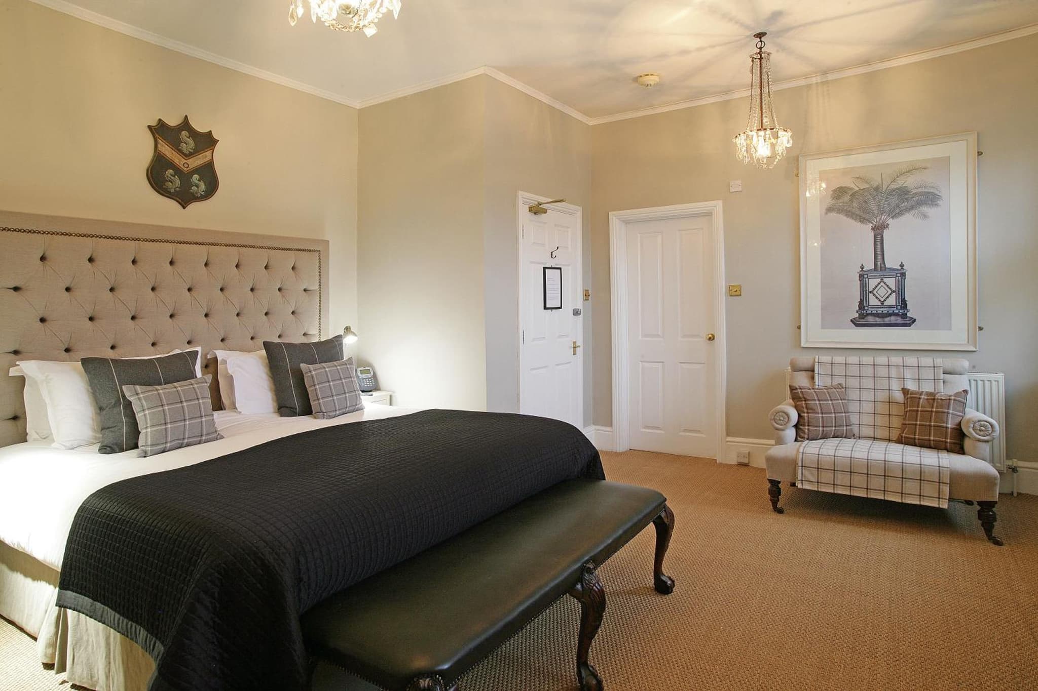 Wingrove House photo 4