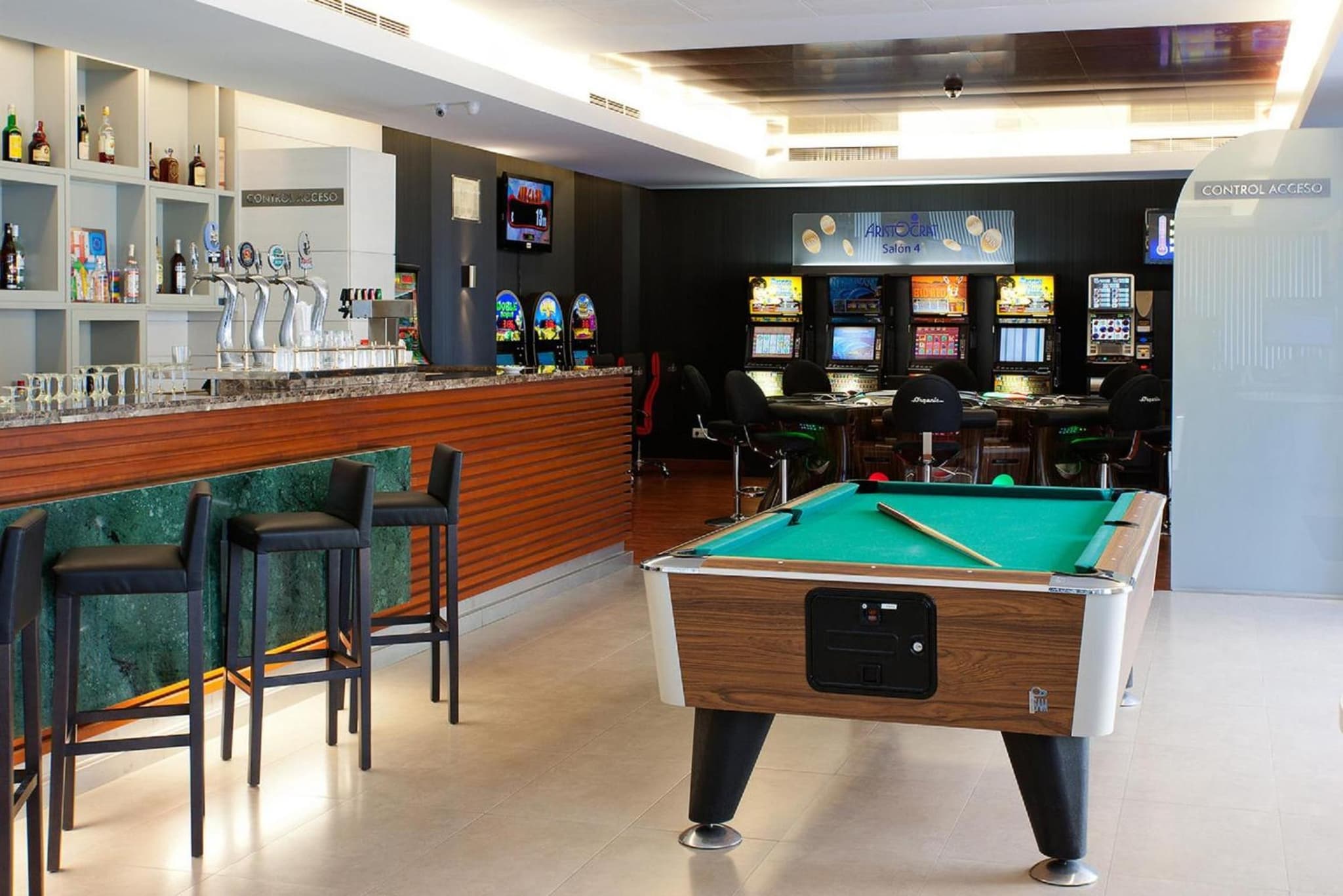 Suittes Hotel photo 6
