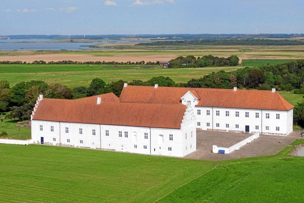 Vitskøl Kloster photo 3