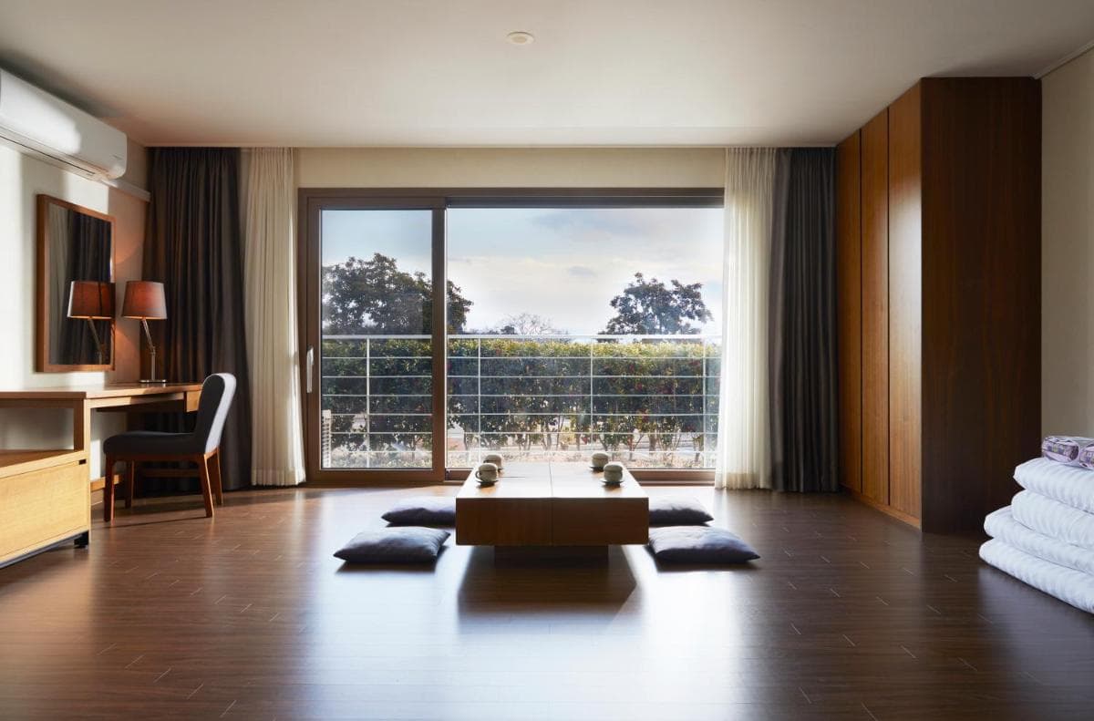 Jeju Aerospace Hotel photo 7