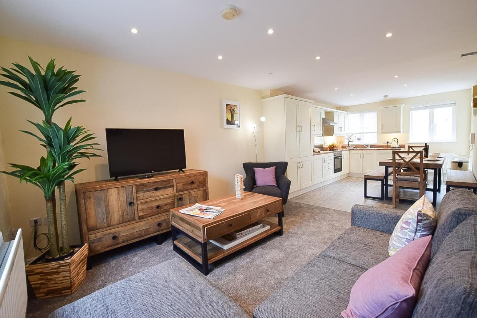 Hillyard Mews photo 4