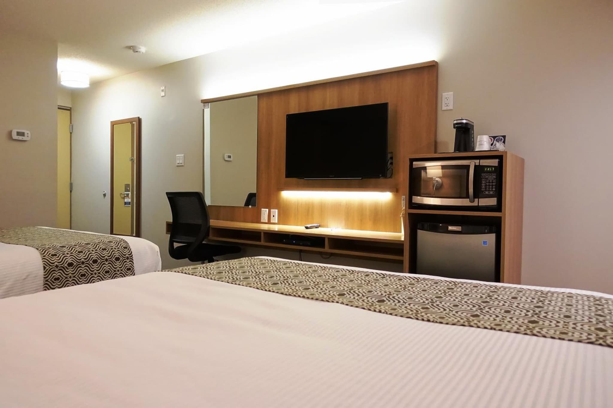 Microtel Casselman photo 9