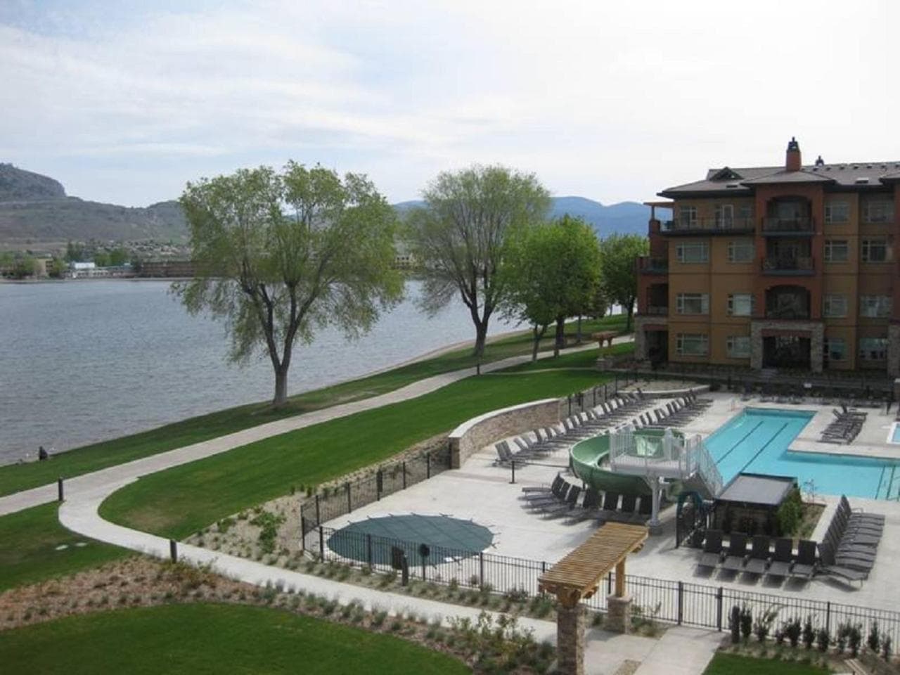 Watermark Beach Resort photo 6