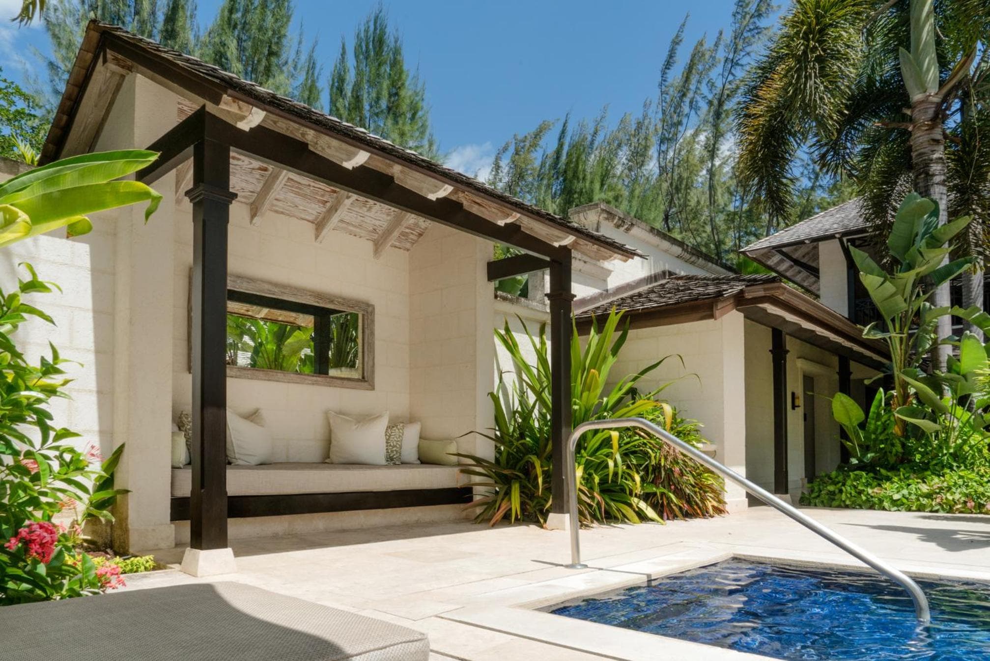 Coral Reef Club photo 2