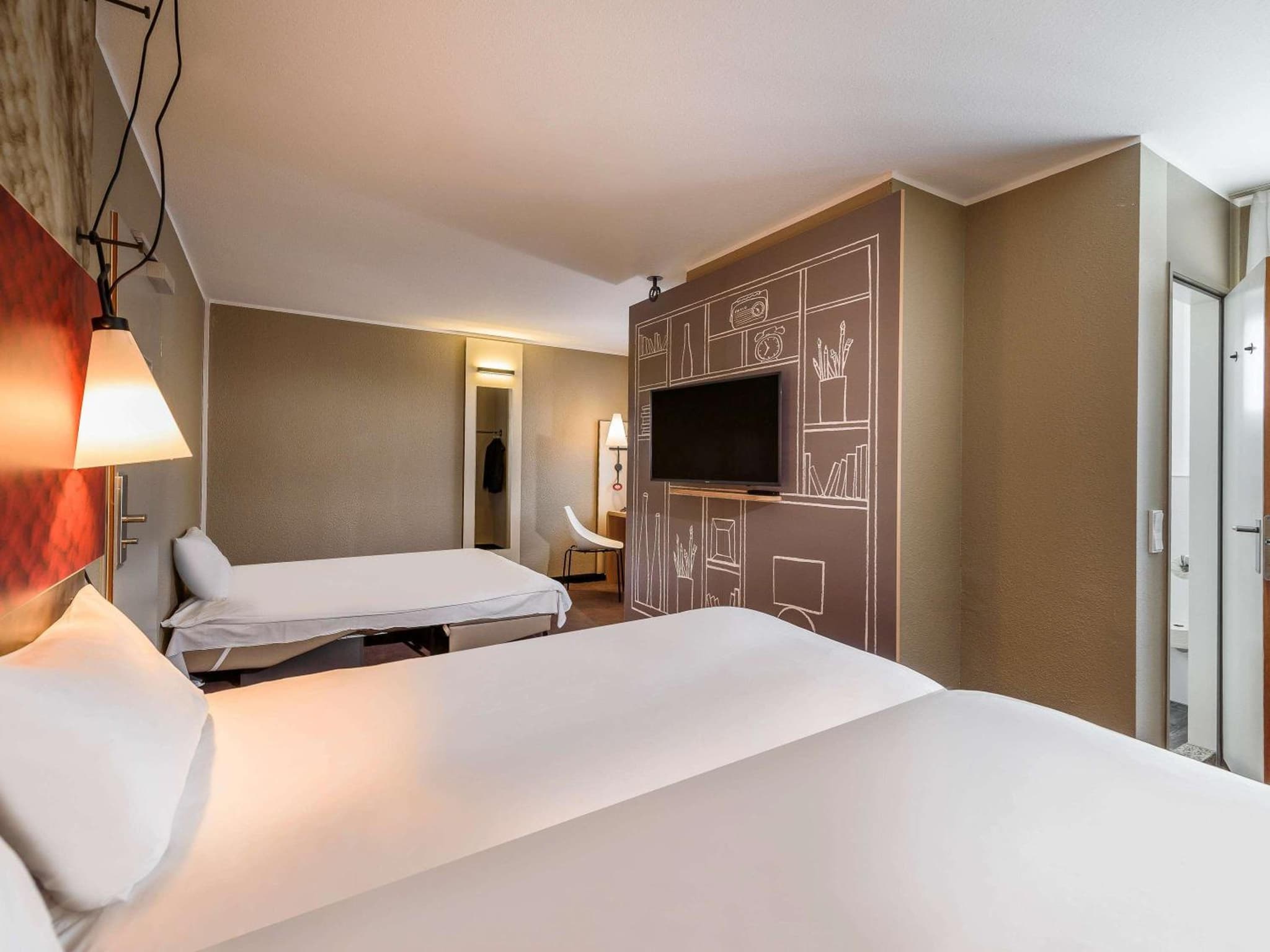 ibis Frankfurt Centrum photo 5