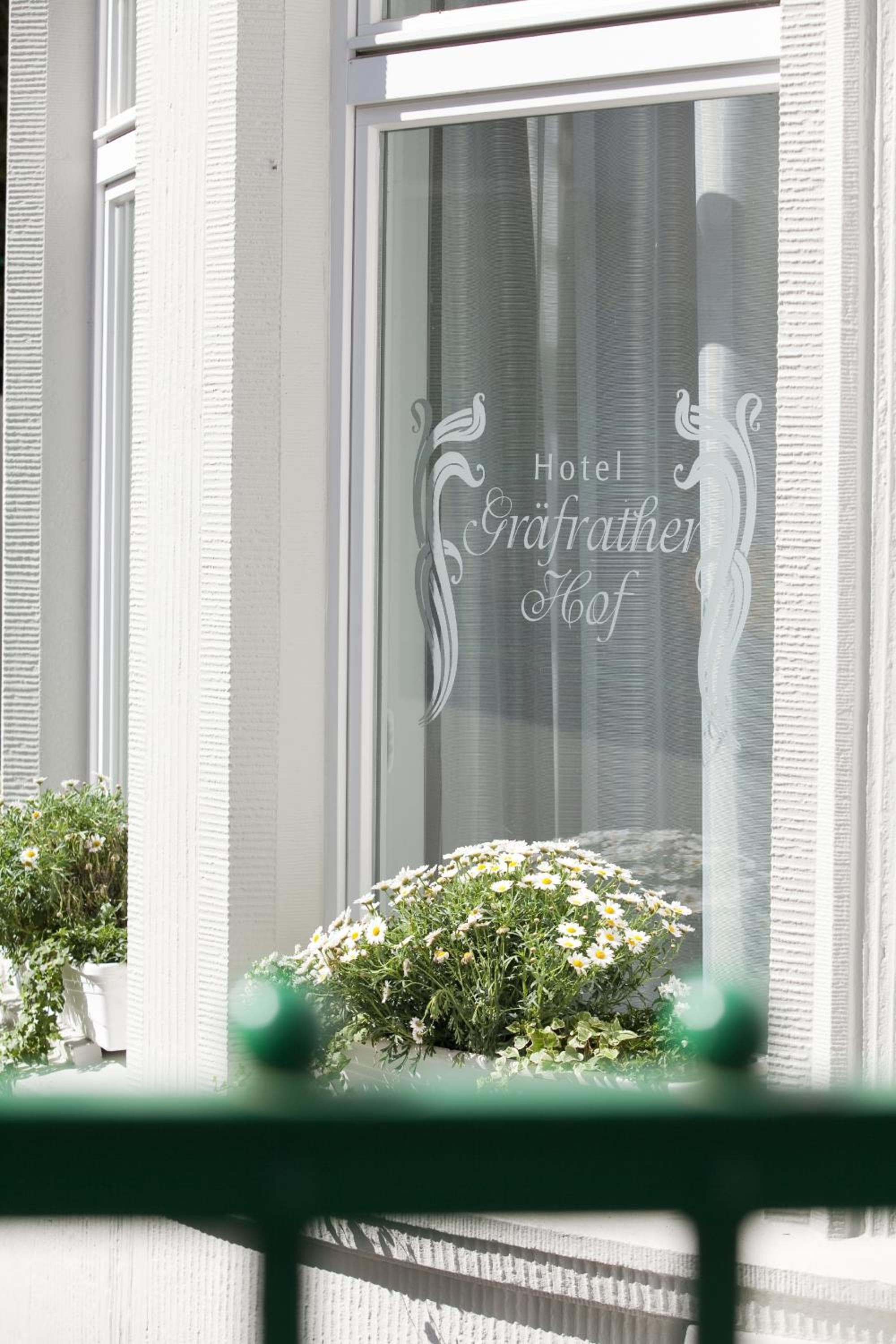 Hotel Gräfrather Hof photo 9
