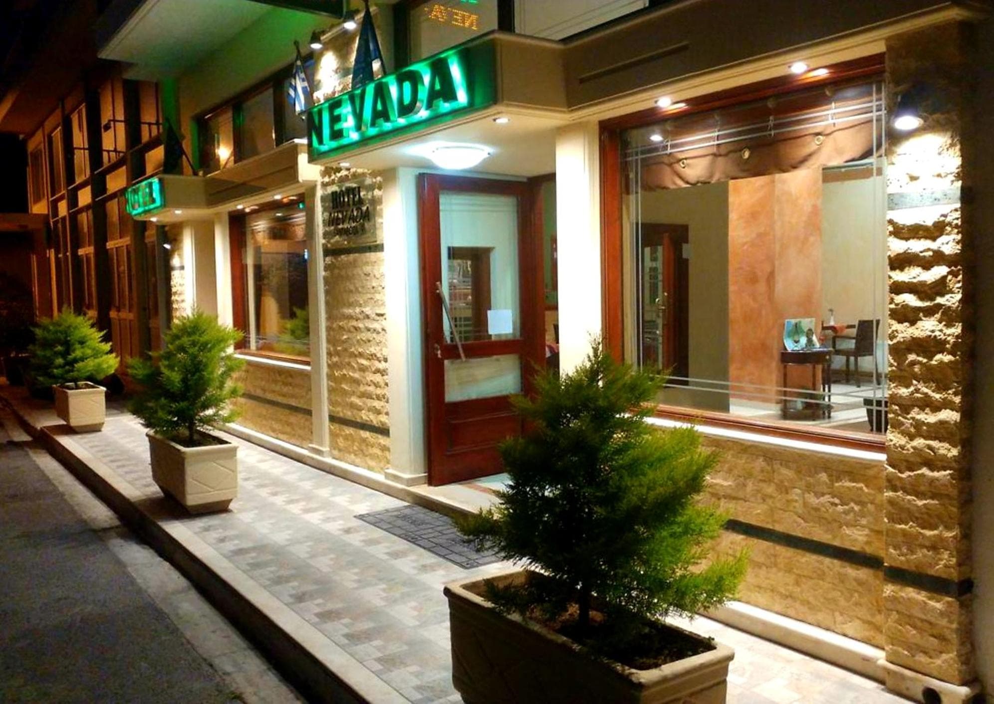 Hotel Nevada Kalamata photo 9