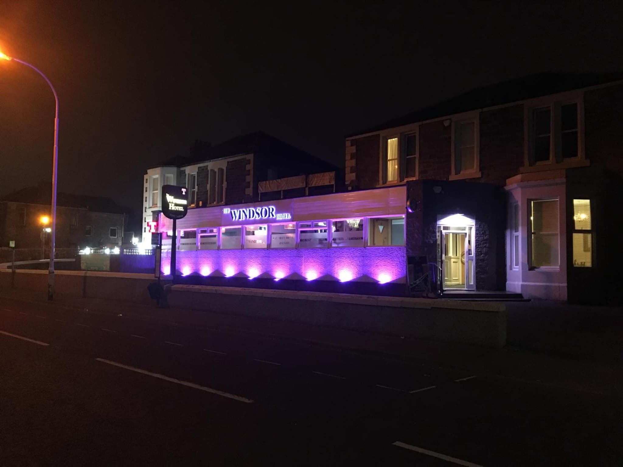 The Windsor Hotel and Bar