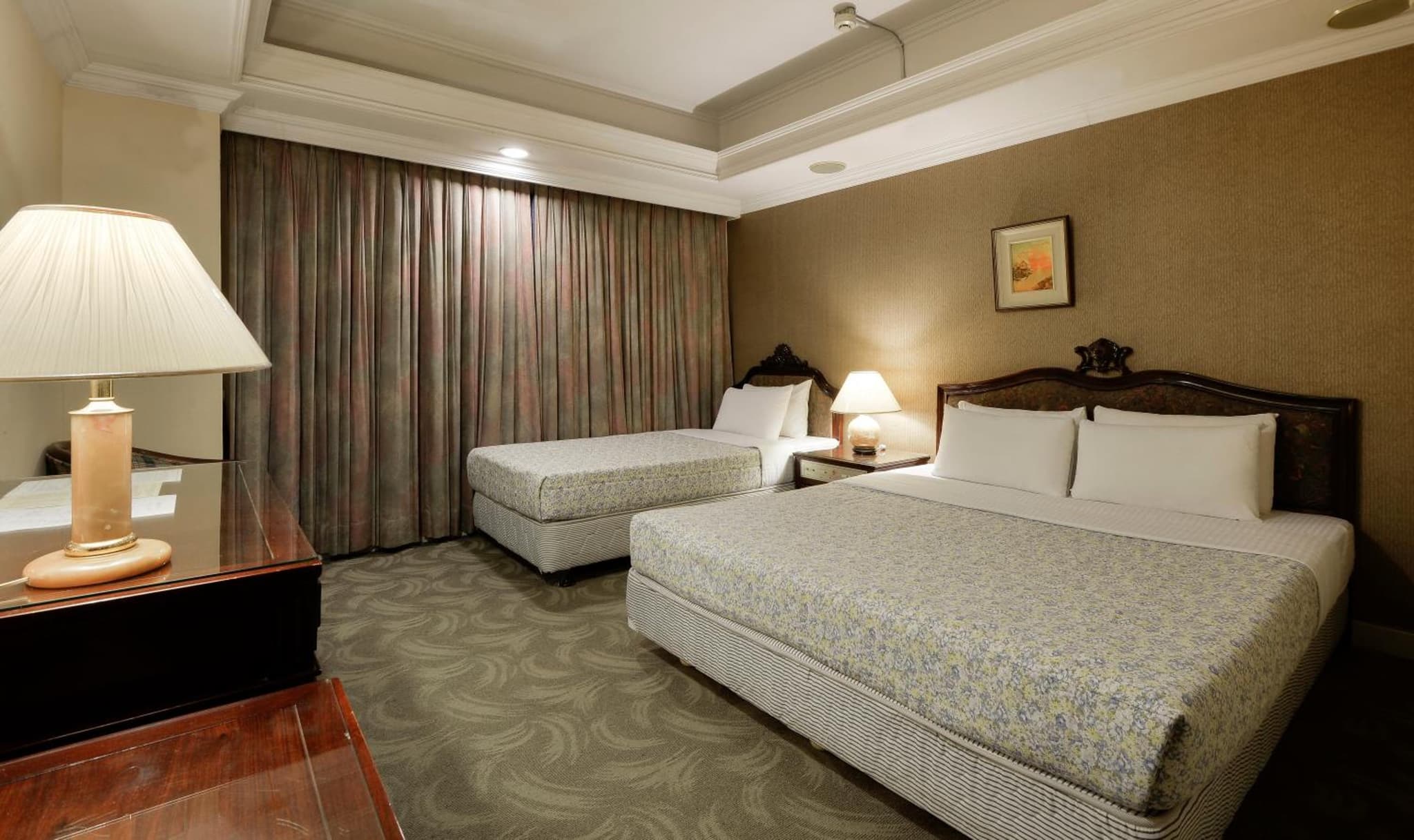 Forbes Hotel photo 2