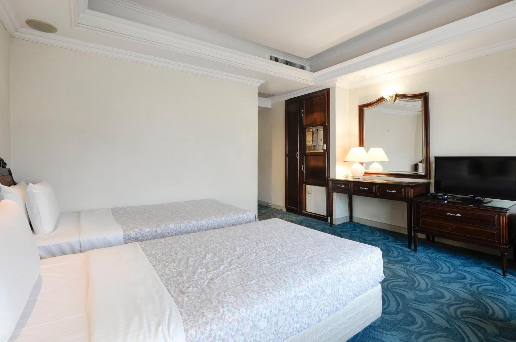 Forbes Hotel photo 7