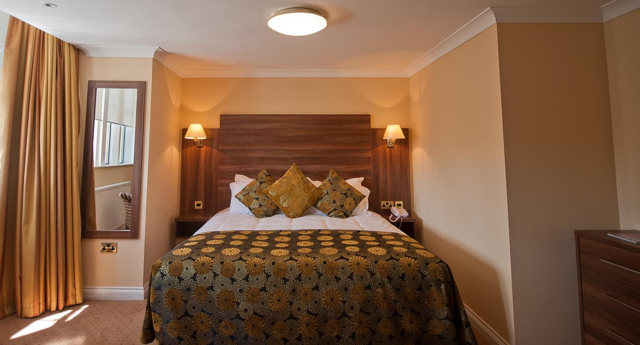 Adair Arms Hotel photo 3