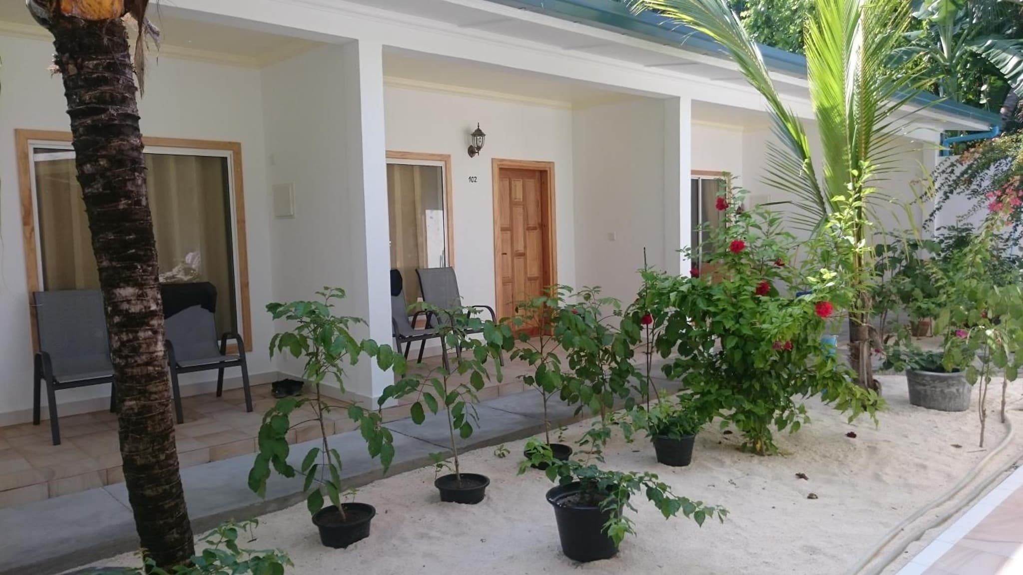 Karaa Village photo 9