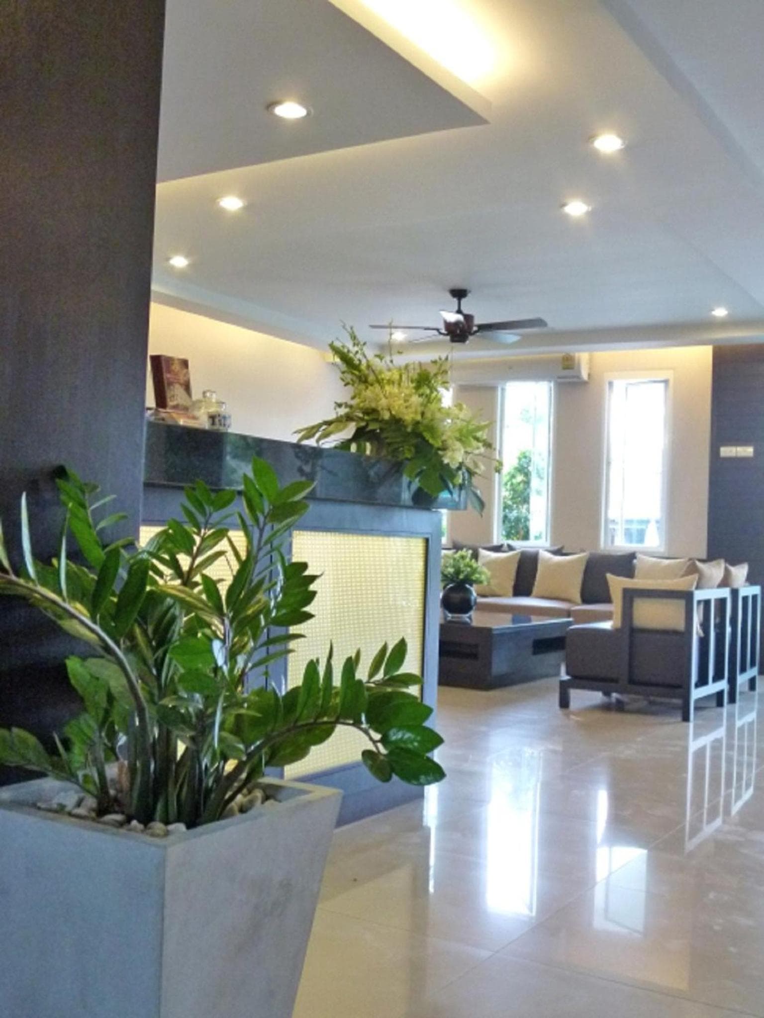 Sinsuvarn Airport Suite Hotel photo 6