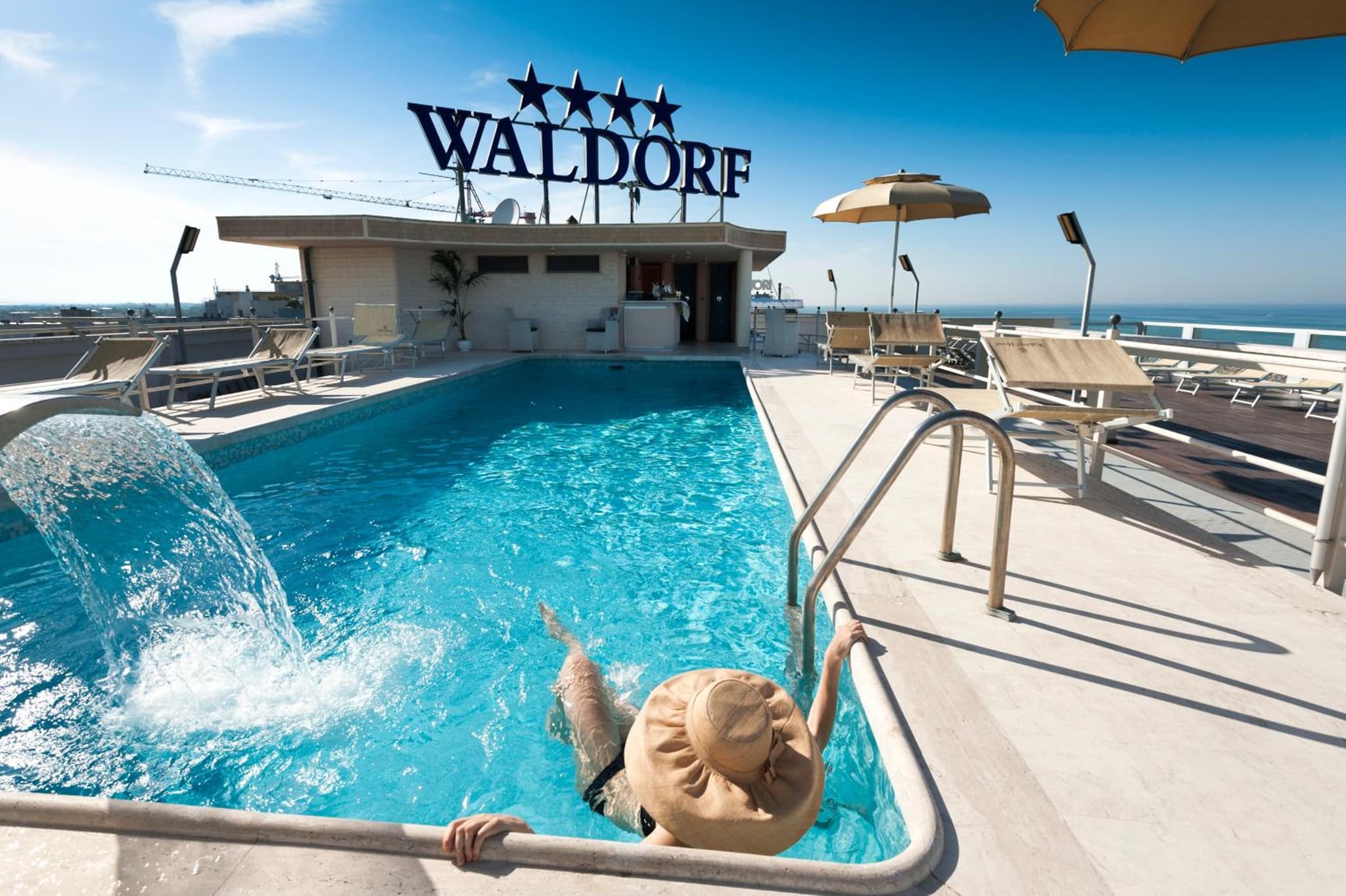 Waldorf Suite Hotel photo 2