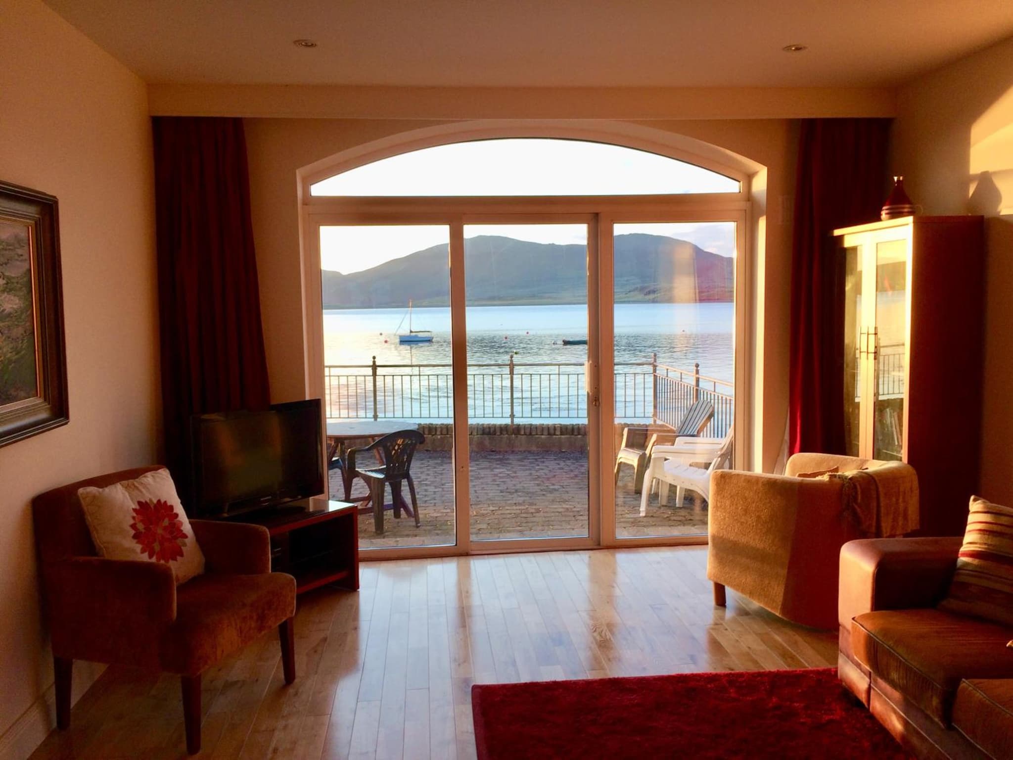 Puffin Apartment photo 2
