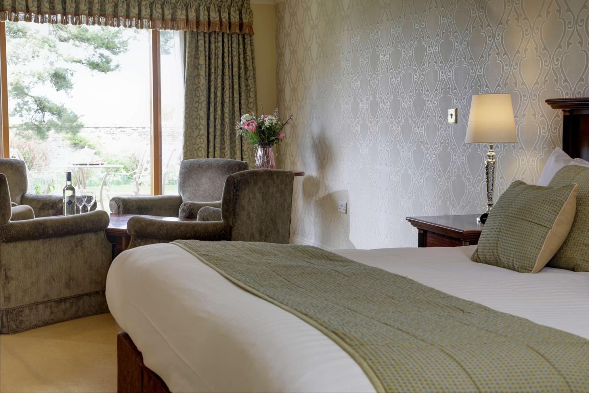 Knights Hill Hotel & Spa photo 8