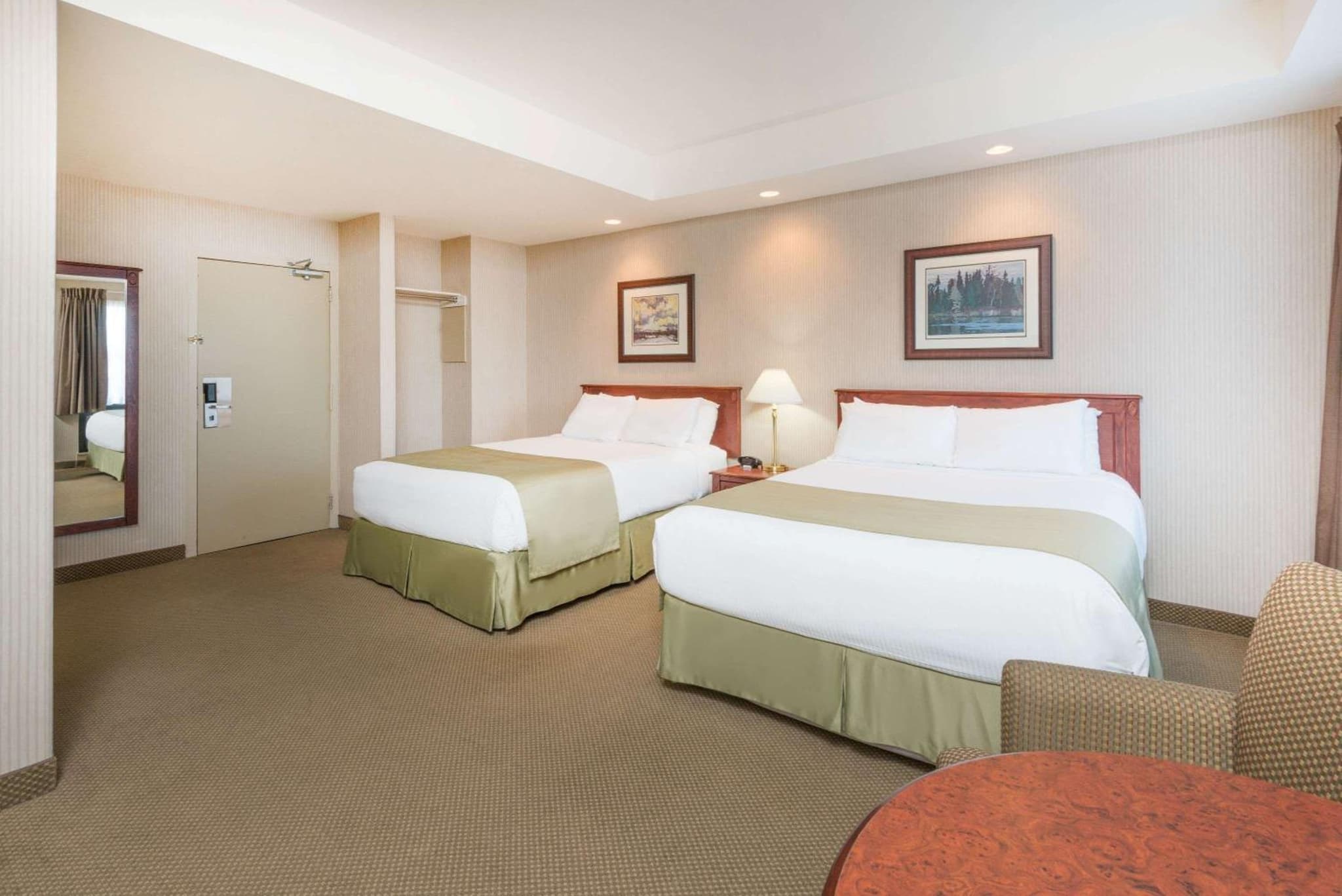 Ramada by Wyndham St. John's photo 6