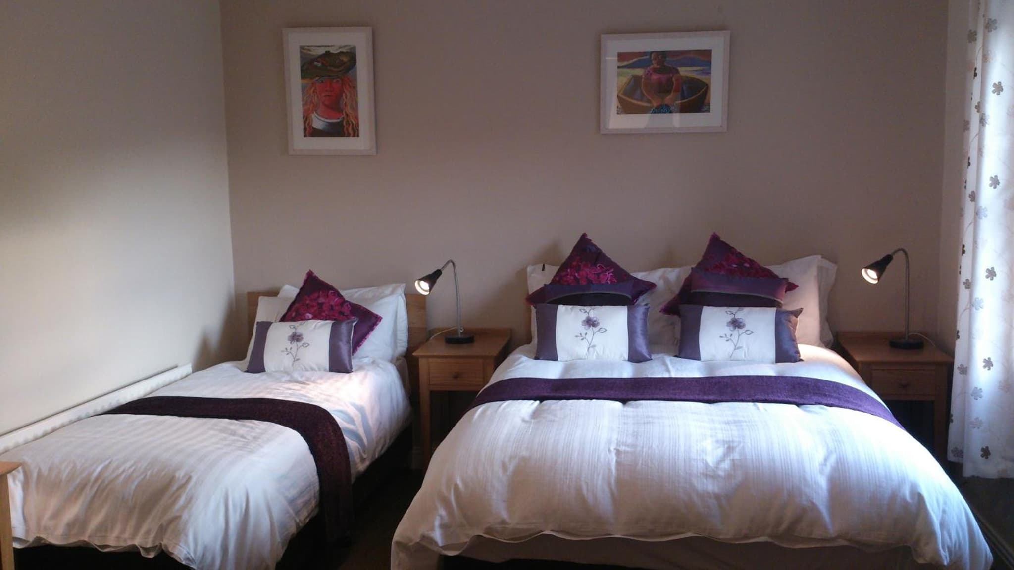 Roundstone Retreats Islandview photo 4