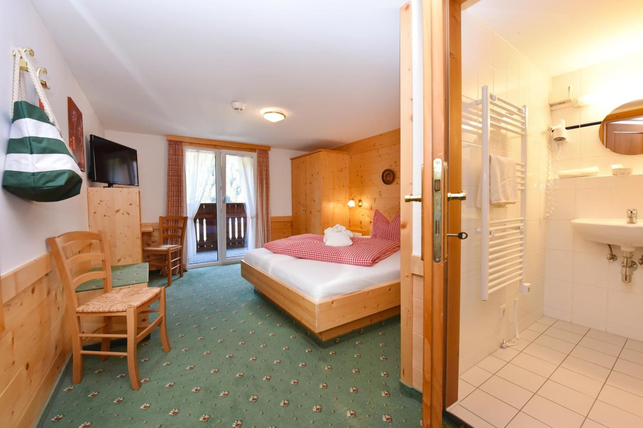 Hotel Vallüla photo 3