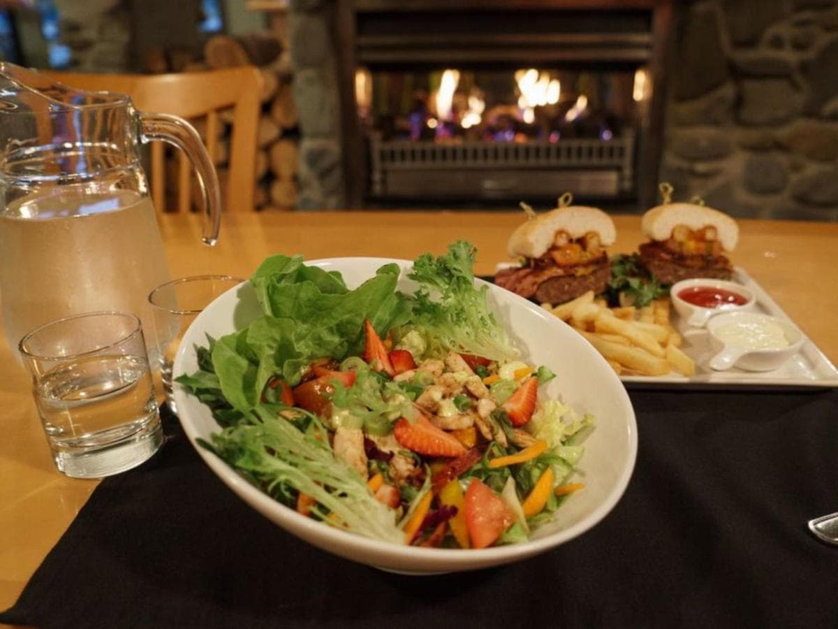 restaurant