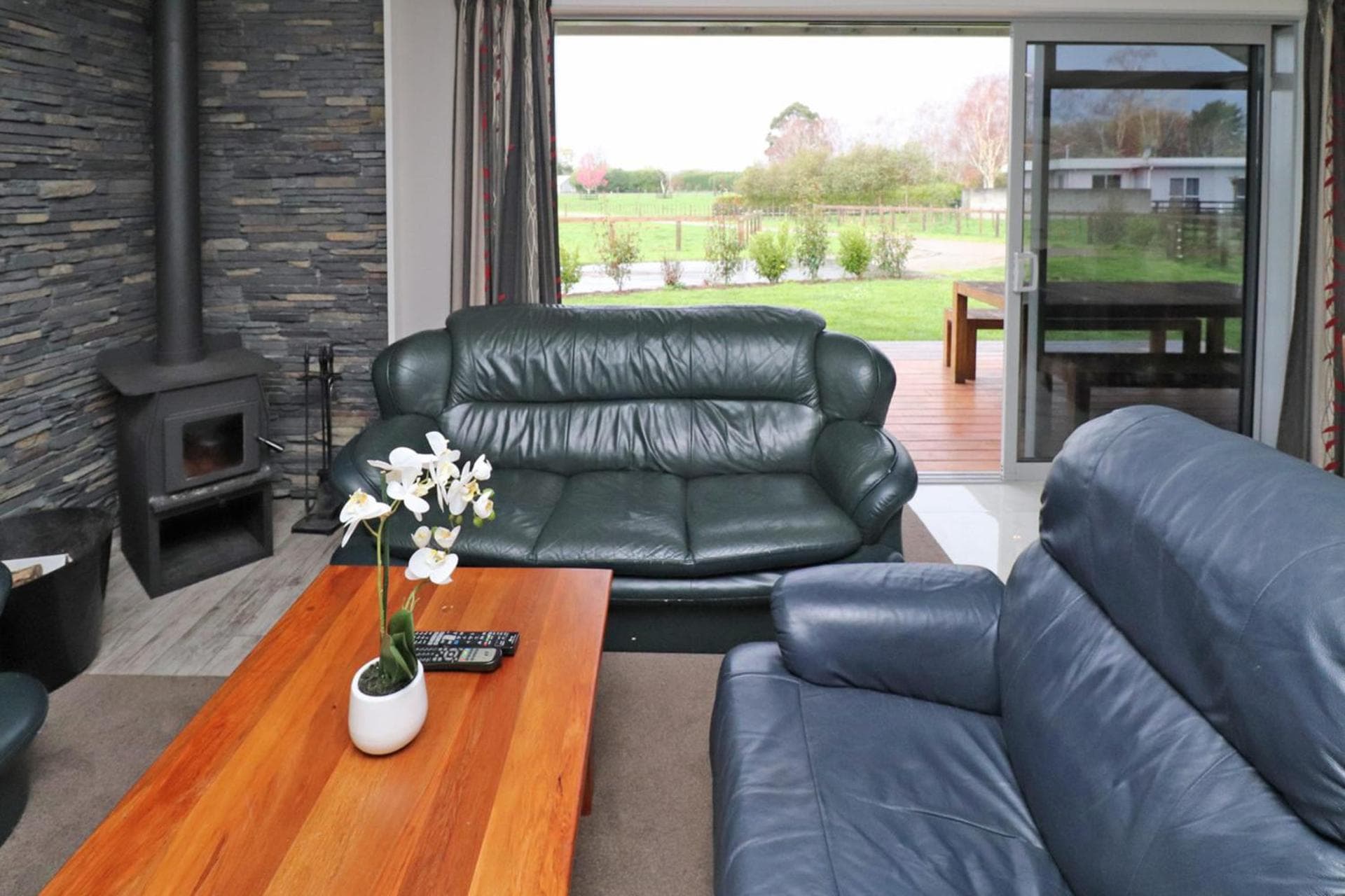 Country Living on Raynes photo 7