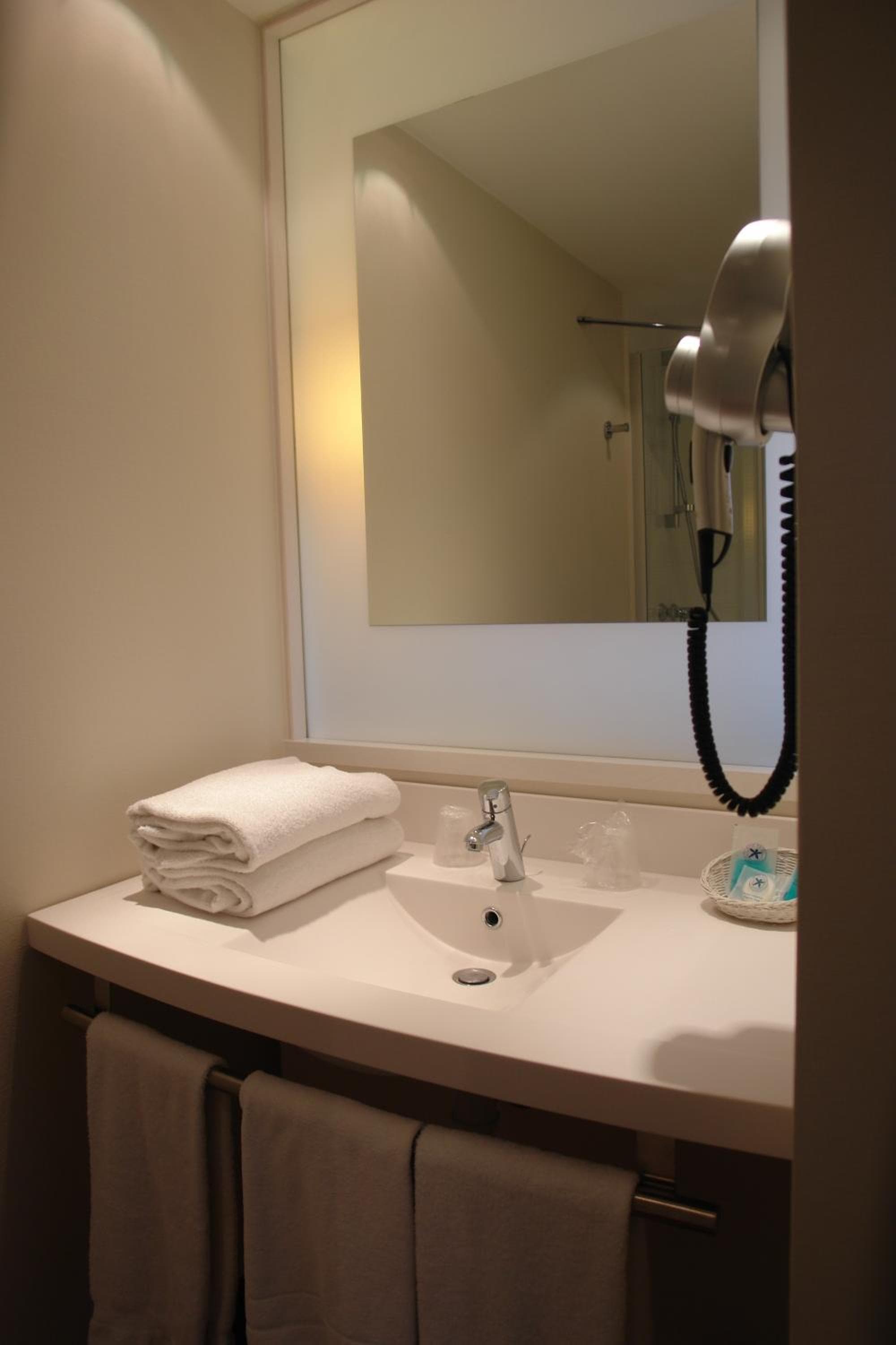 ibis Styles Chinon photo 7