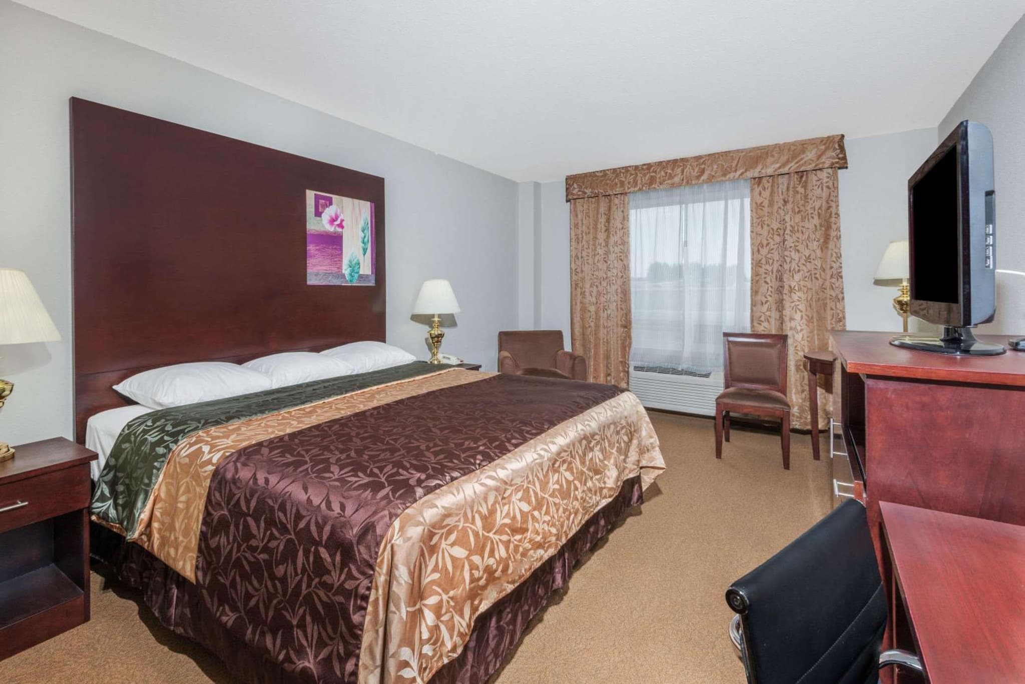 Super 8 by Wyndham Innisfail photo 7