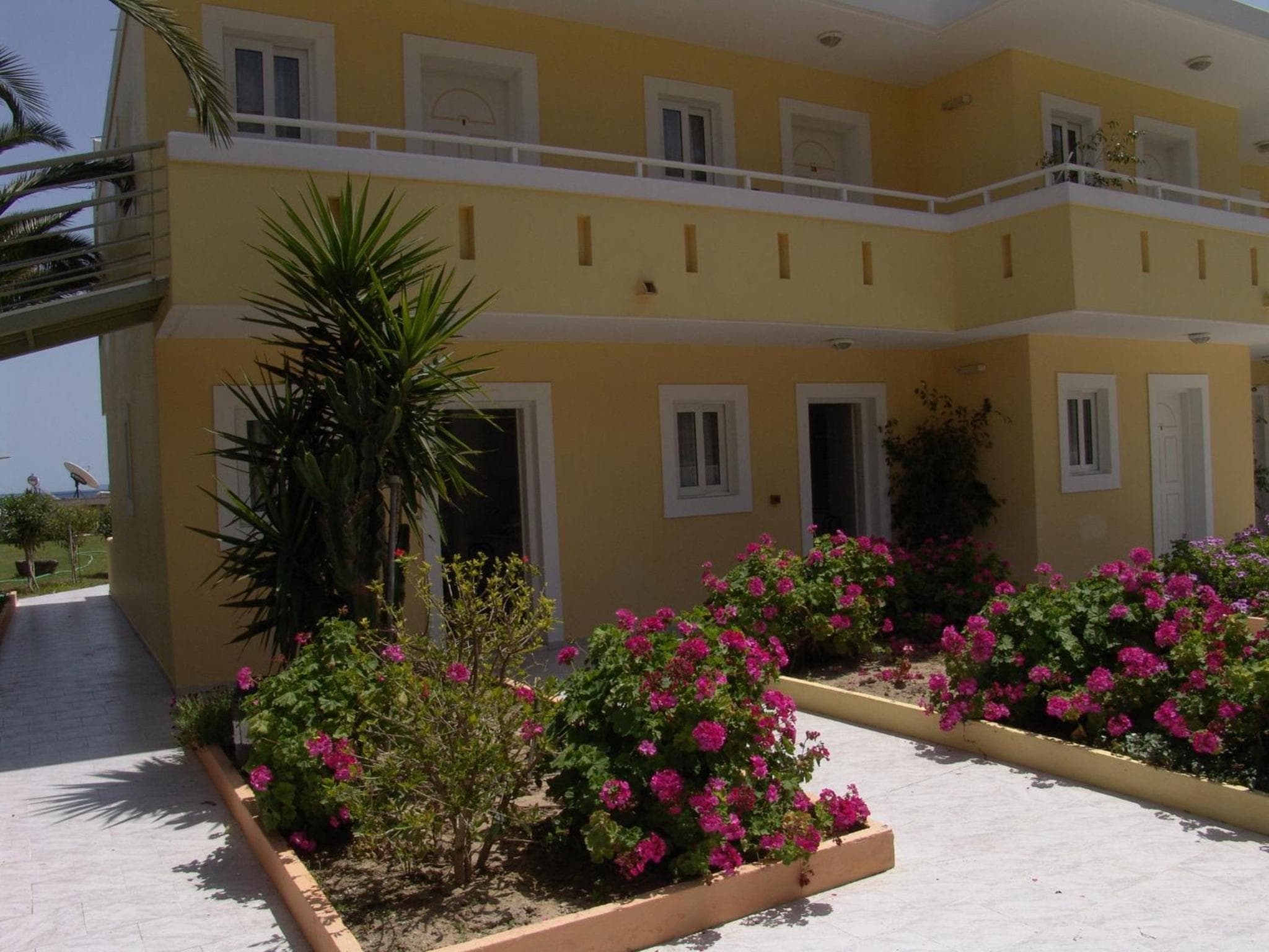 Kontessa Apartments photo 3