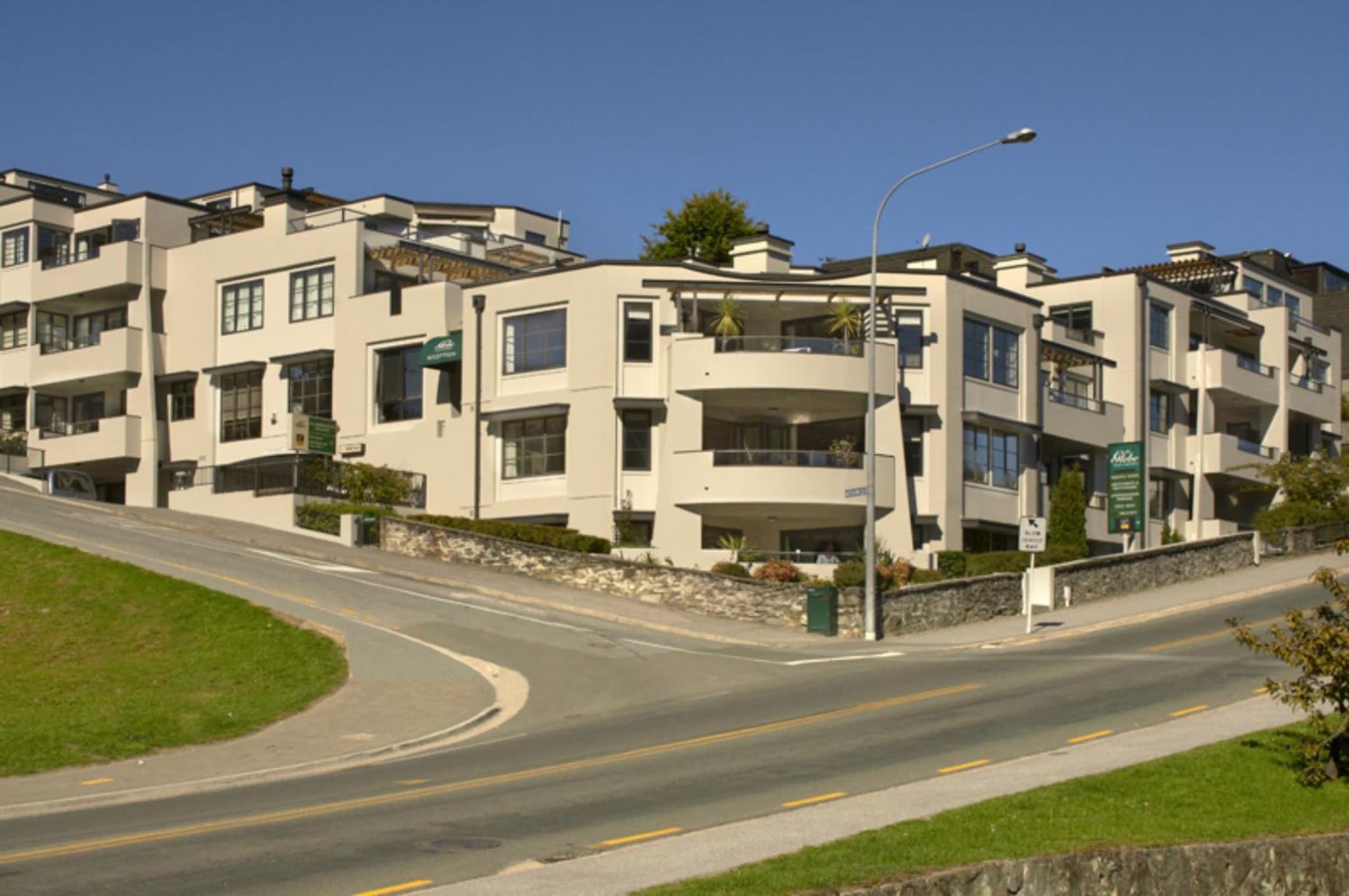 The Glebe Apartments photo 4