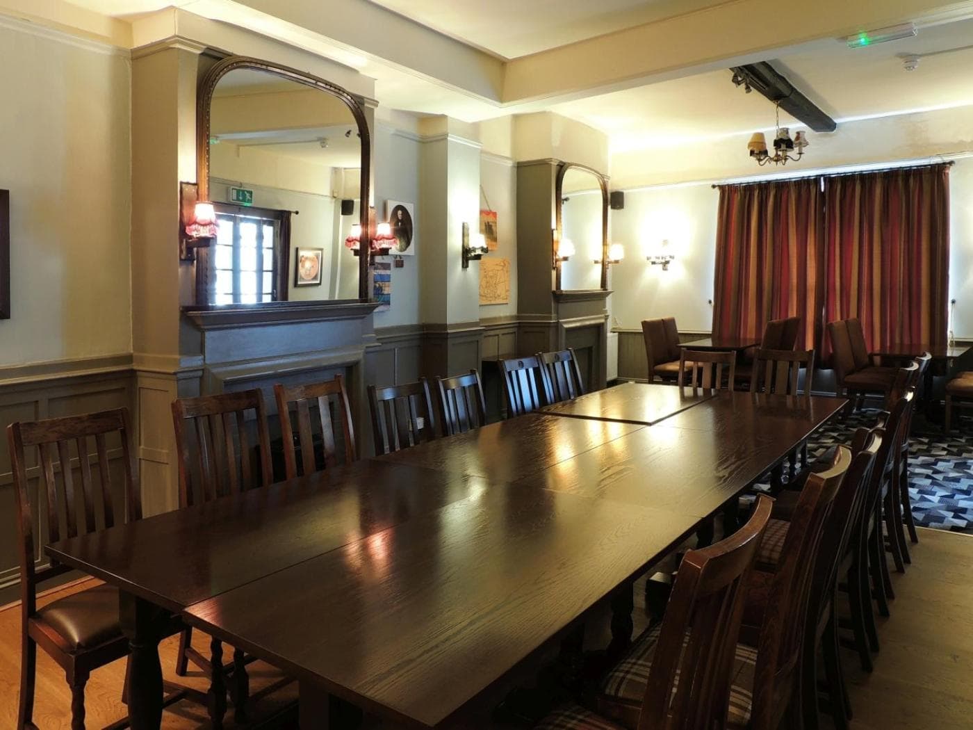 Bacon Arms, Newbury photo 5