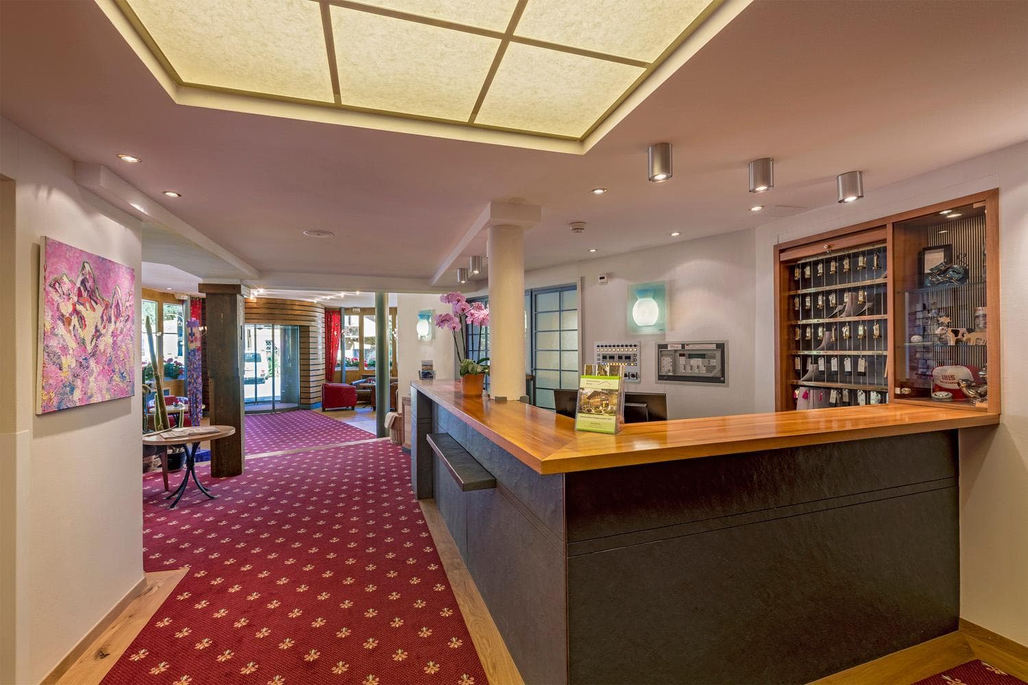 Schweizerhaus Swiss Quality Hotel photo 3