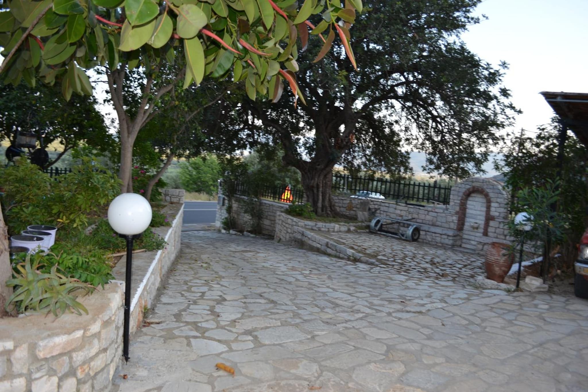 Dimitras House photo 3
