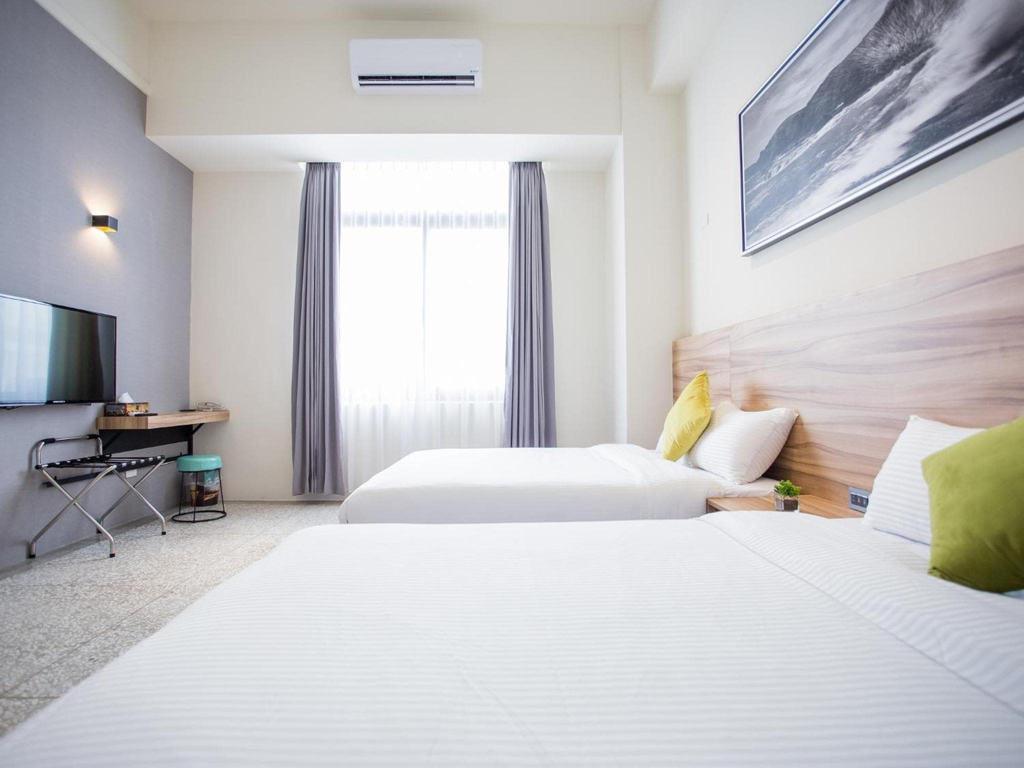 Rainbow Hotel photo 3