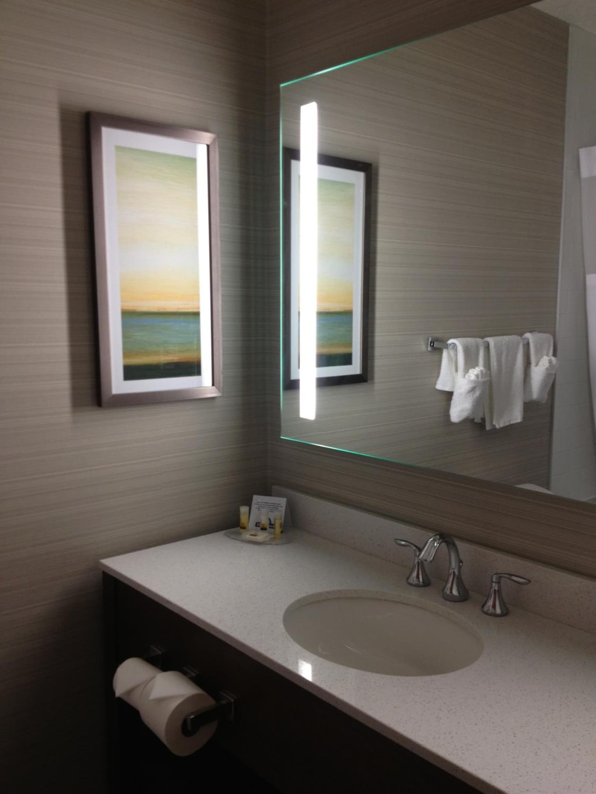 Days Inn & Suites by Wyndham Yorkton photo 5