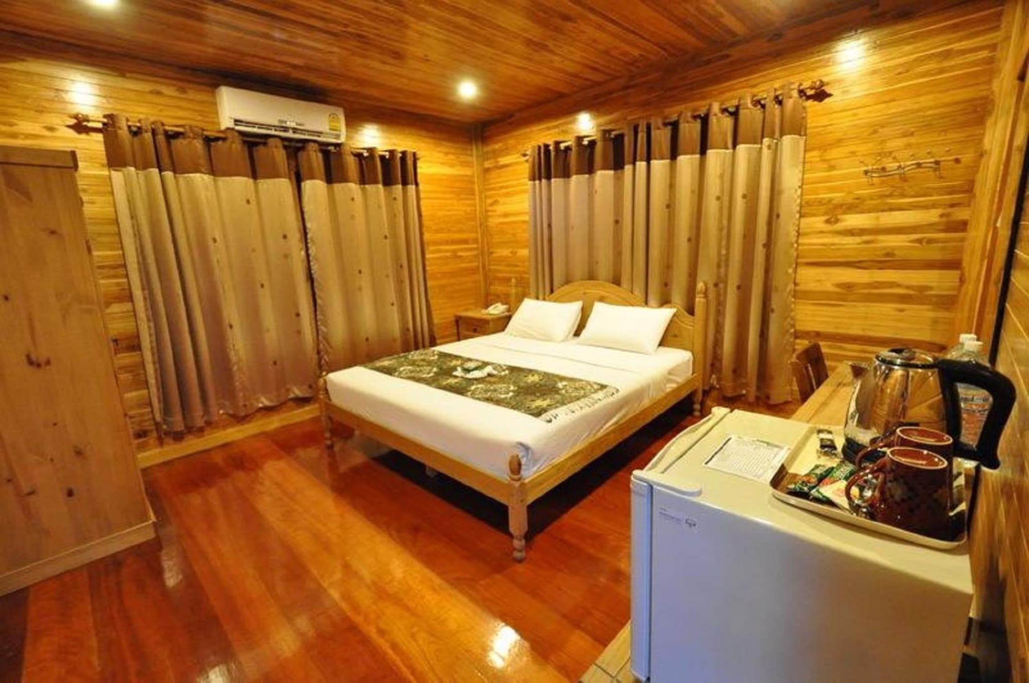 Basaya Beach Hotel & Resort photo 3