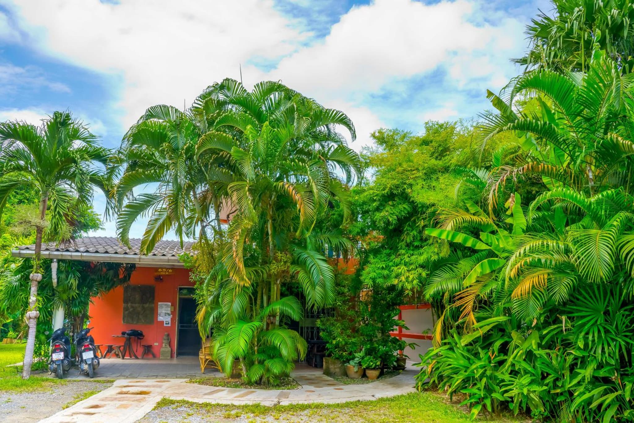 Chez Charly Bungalow photo 7
