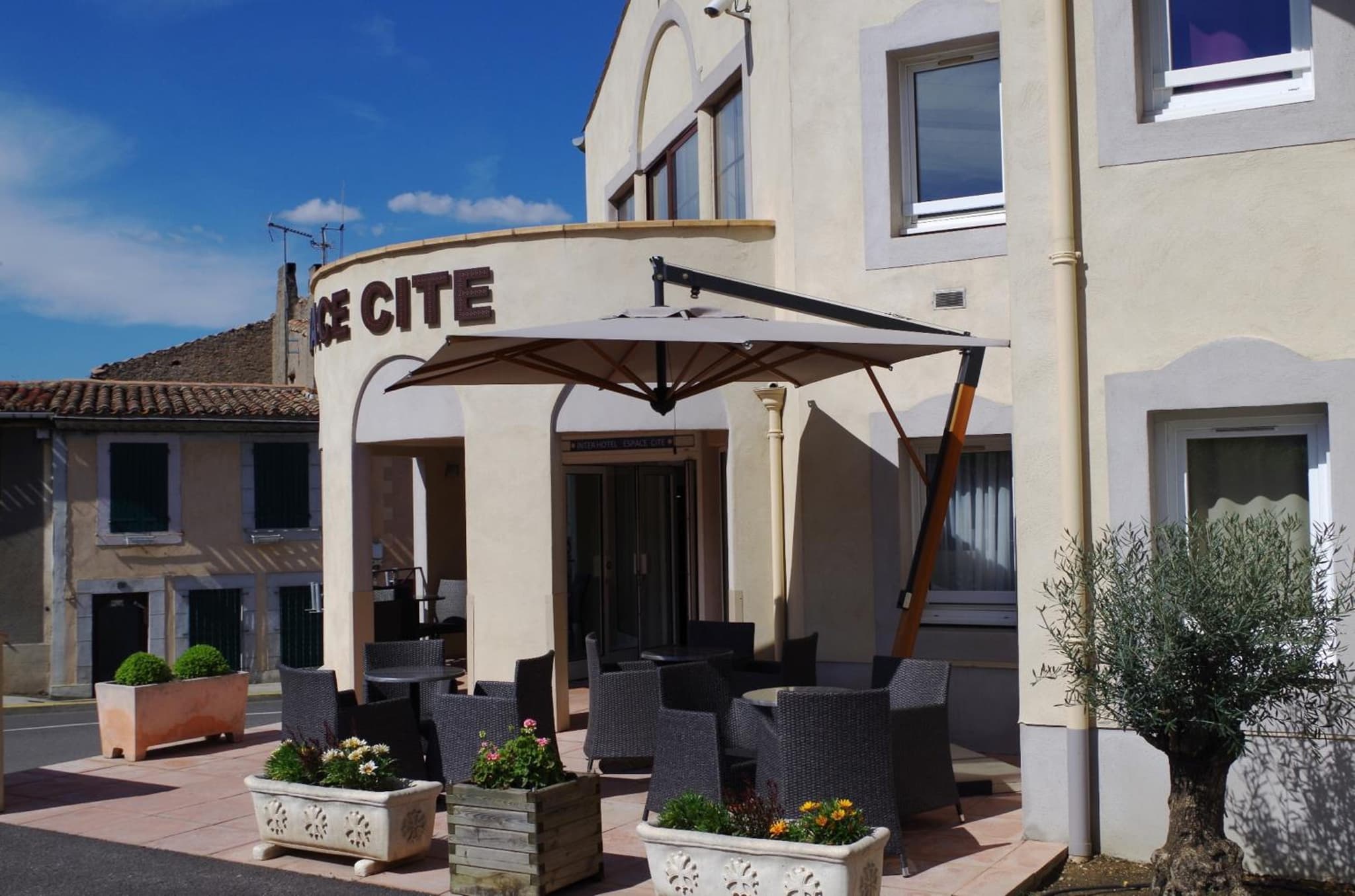 Hotel Espace Cite photo 2