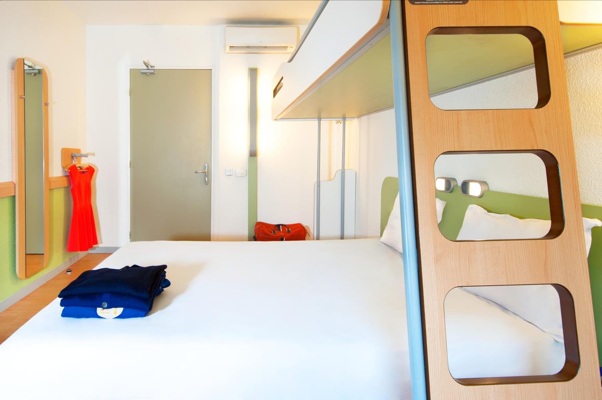 Hôtel Inn Design Issoudun photo 2