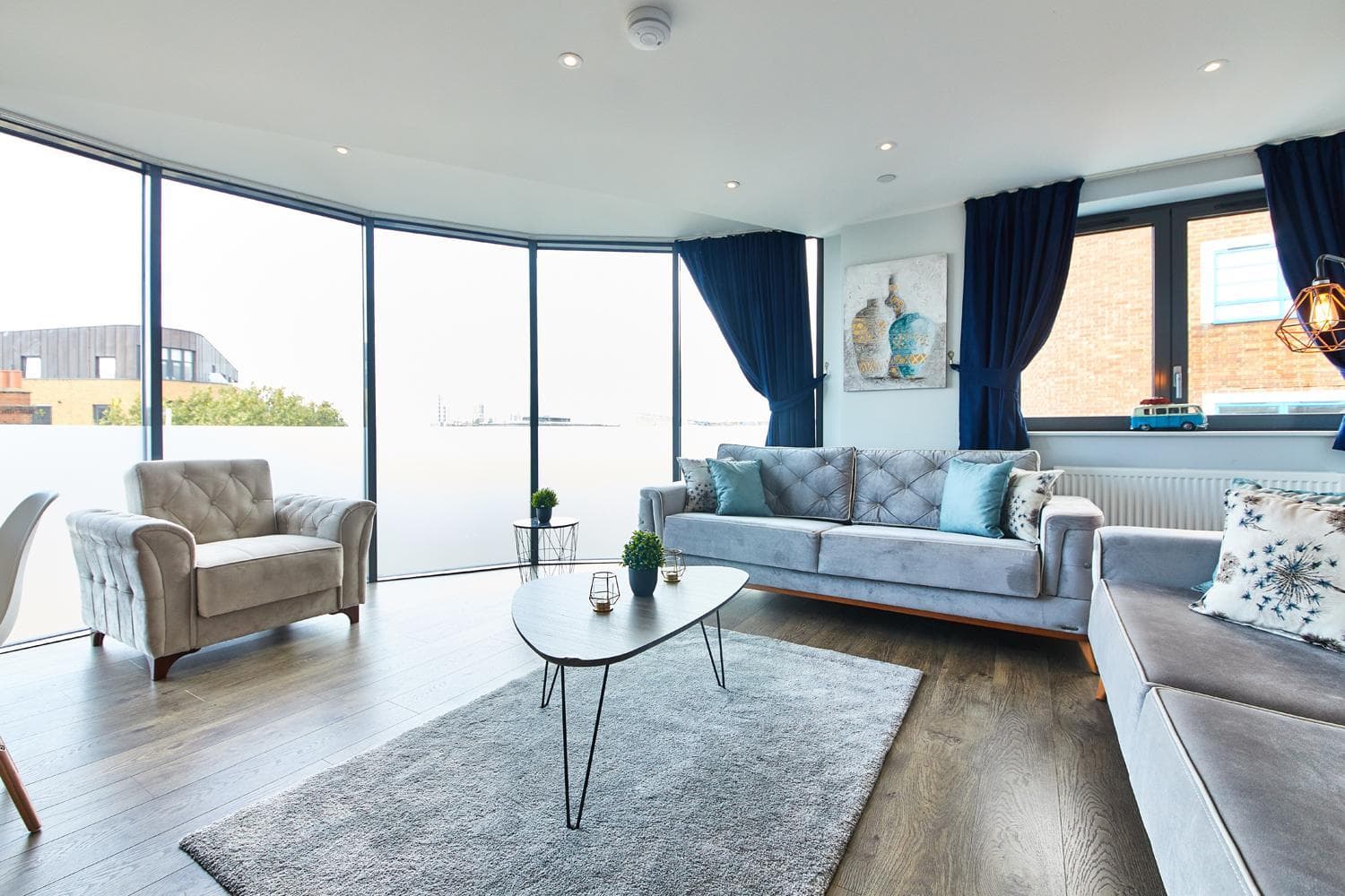 Elegant Plus Luxury Apartments photo 7