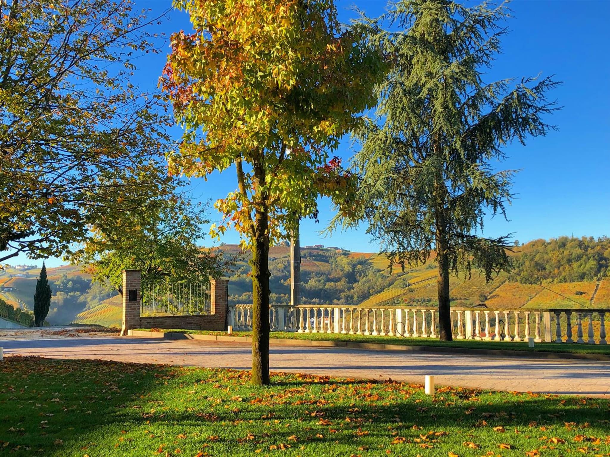 Panoramic Villa Garassino - country rooms and fine restaurant