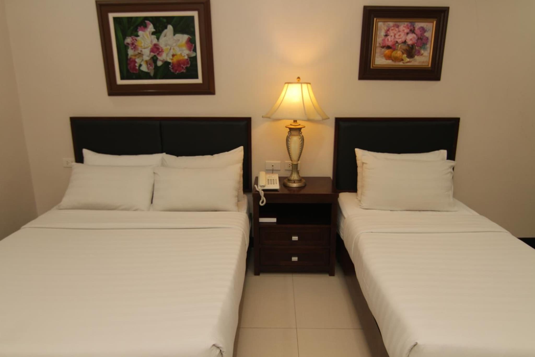 Main Hotel and Suites Cebu photo 7