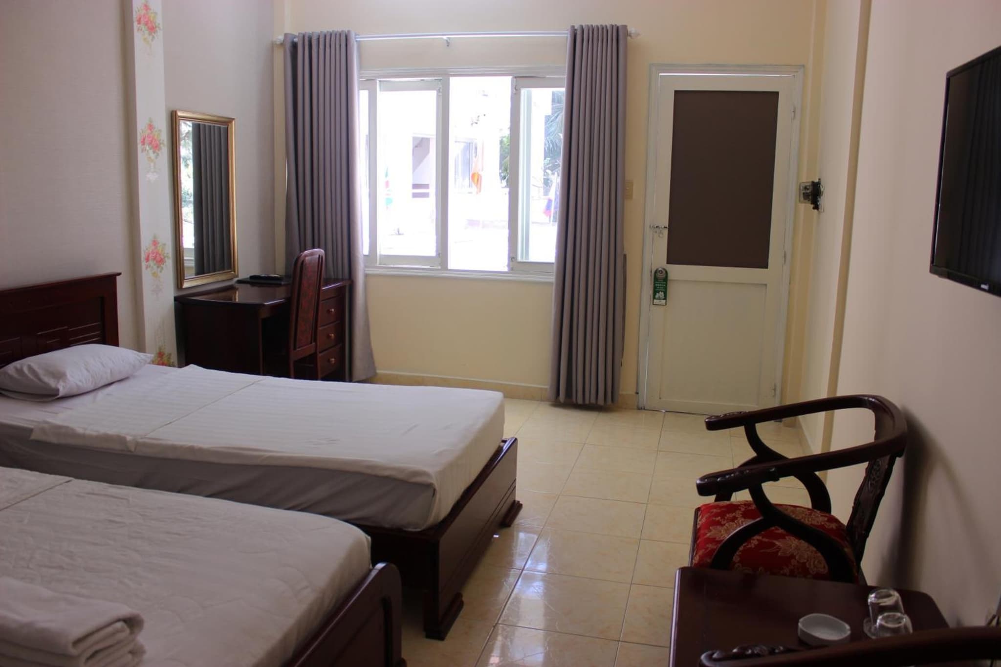Lam Son Hotel photo 7