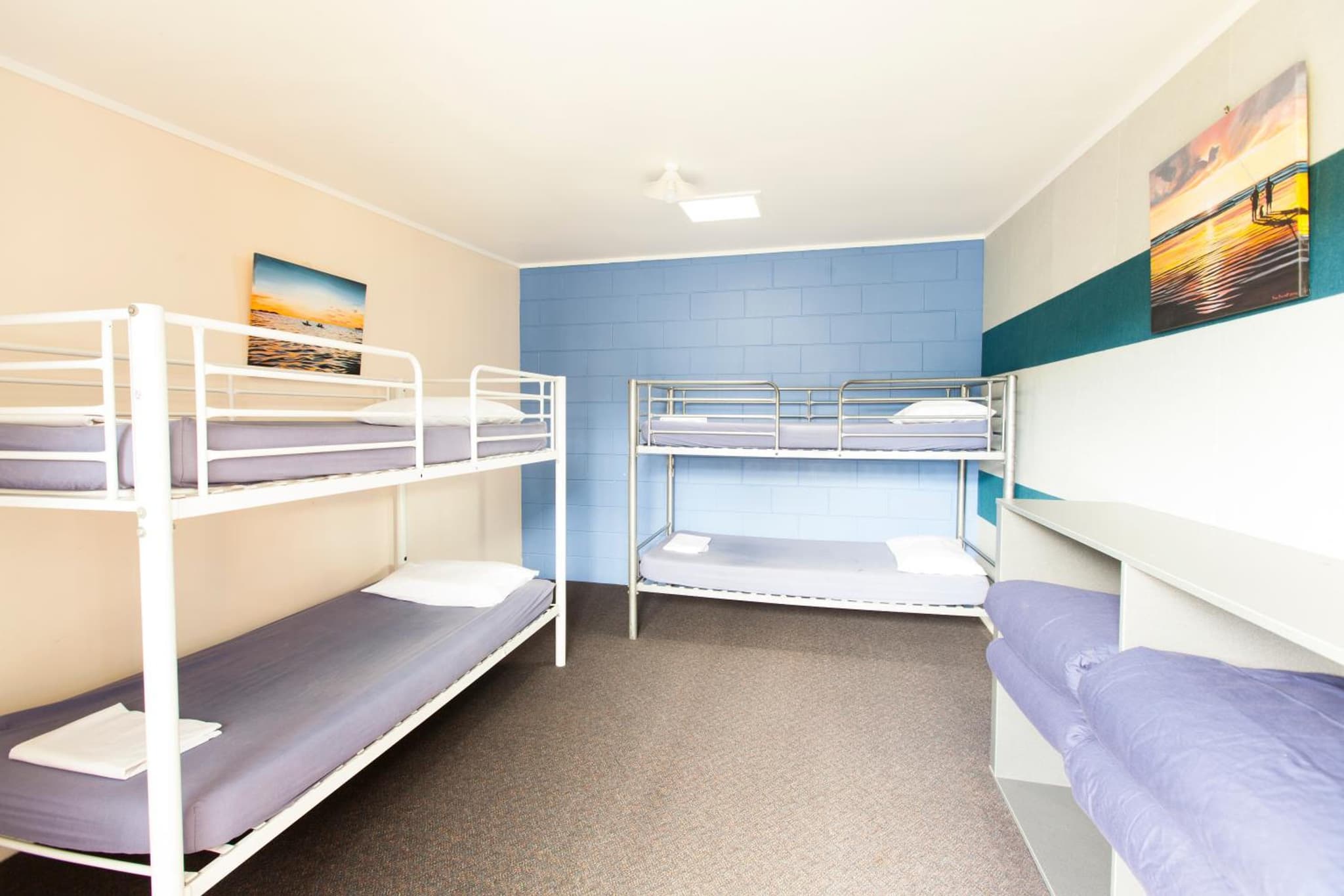 Beachcomber Lodge & Backpacker photo 7