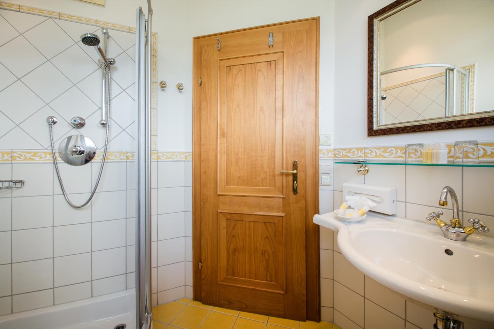 Hotel AlpenSchlössl photo 5