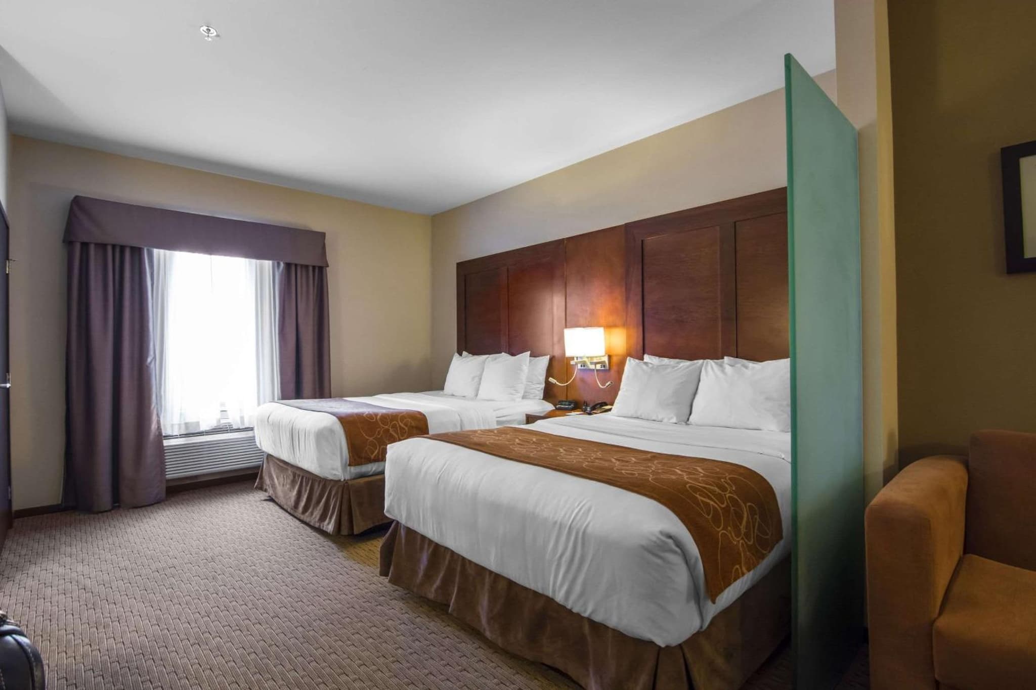 Comfort Suites photo 4