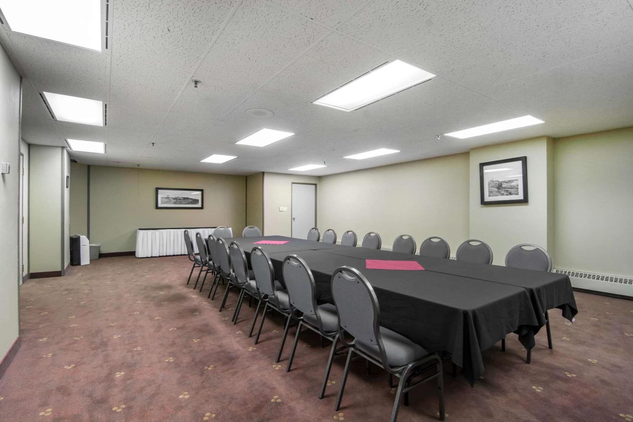 Quality Inn & Suites Yellowknife photo 5