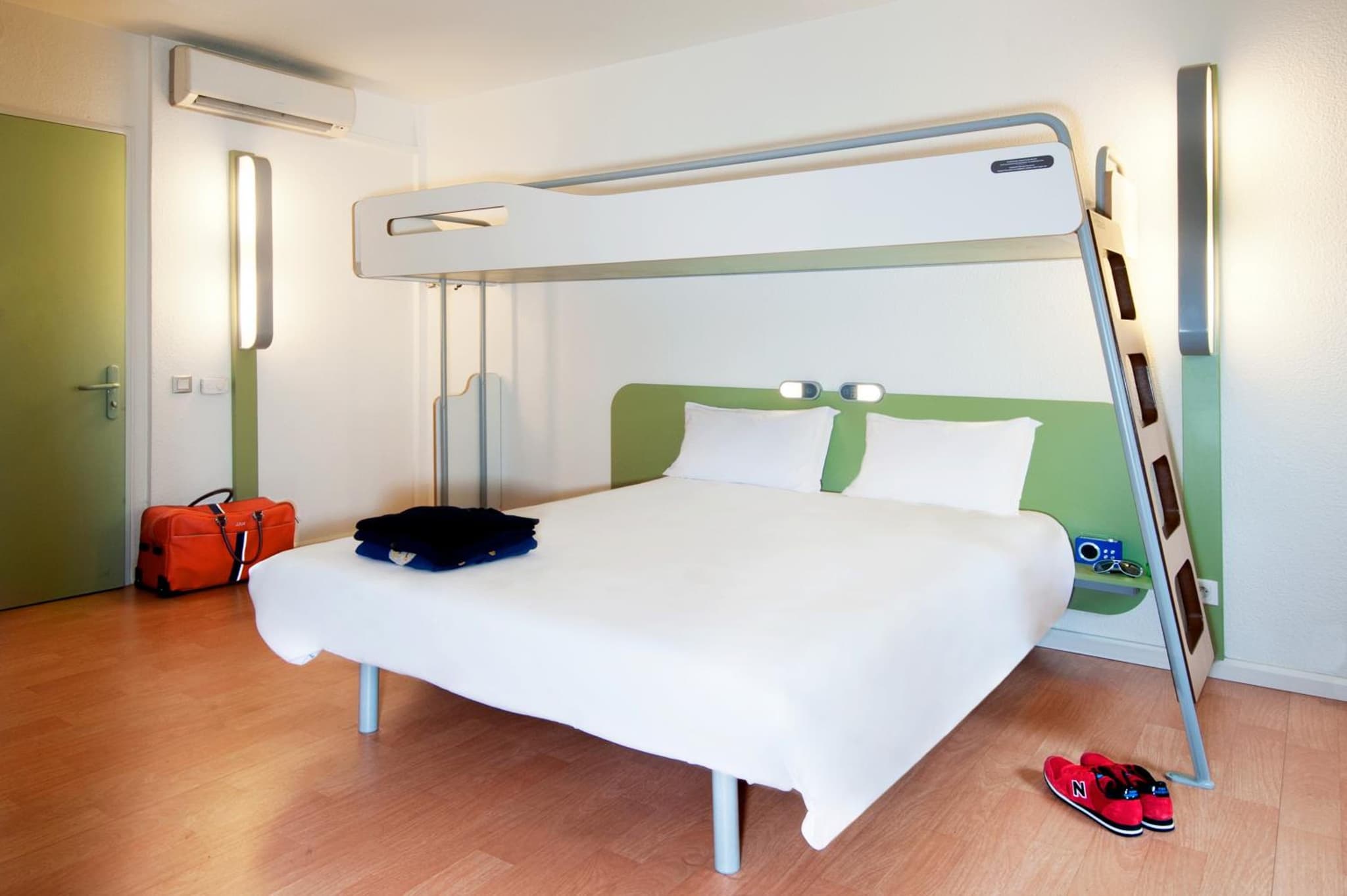 ibis budget Saint-Quentin Centre Gare photo 7